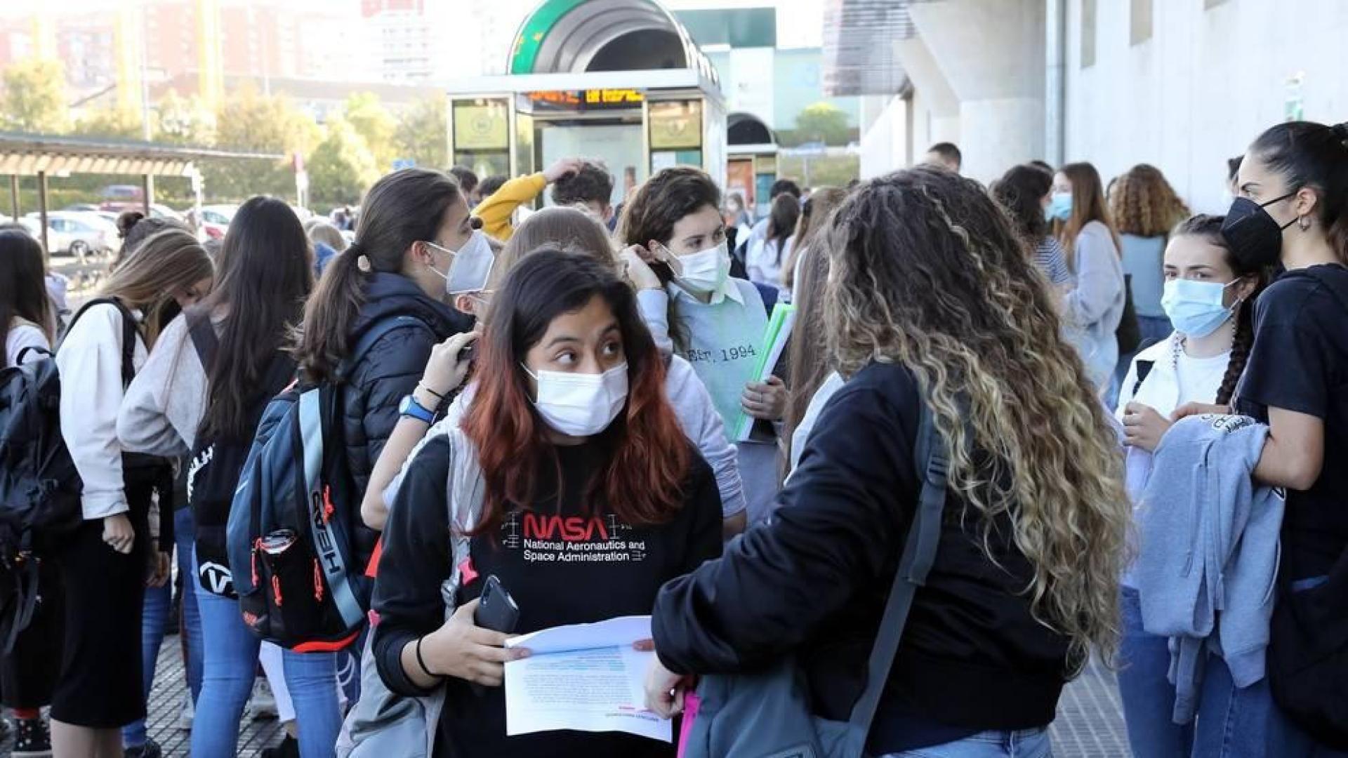Casi 3.900 alumnos convocados en los campus universitarios de Pamplona y Tudela.