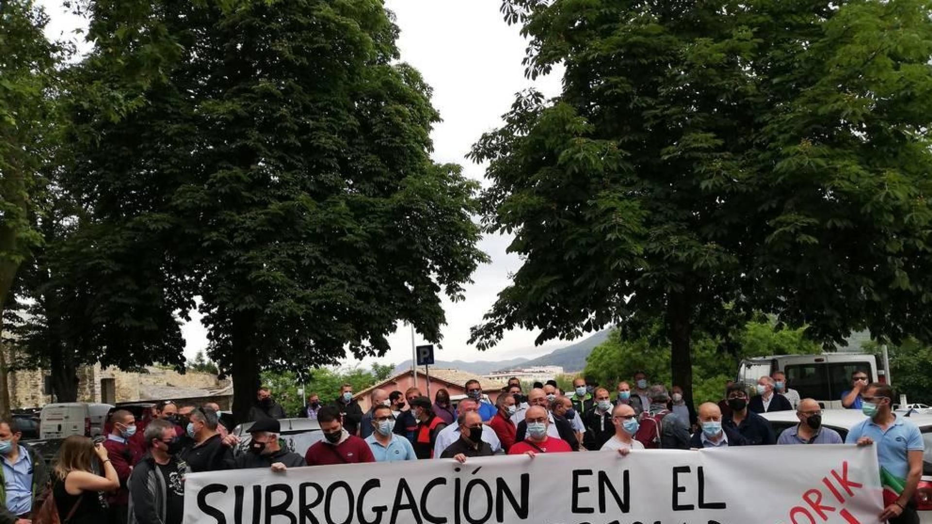 Los sindicatos exigen que se incluya la subrogación en la licitación del transporte escolar