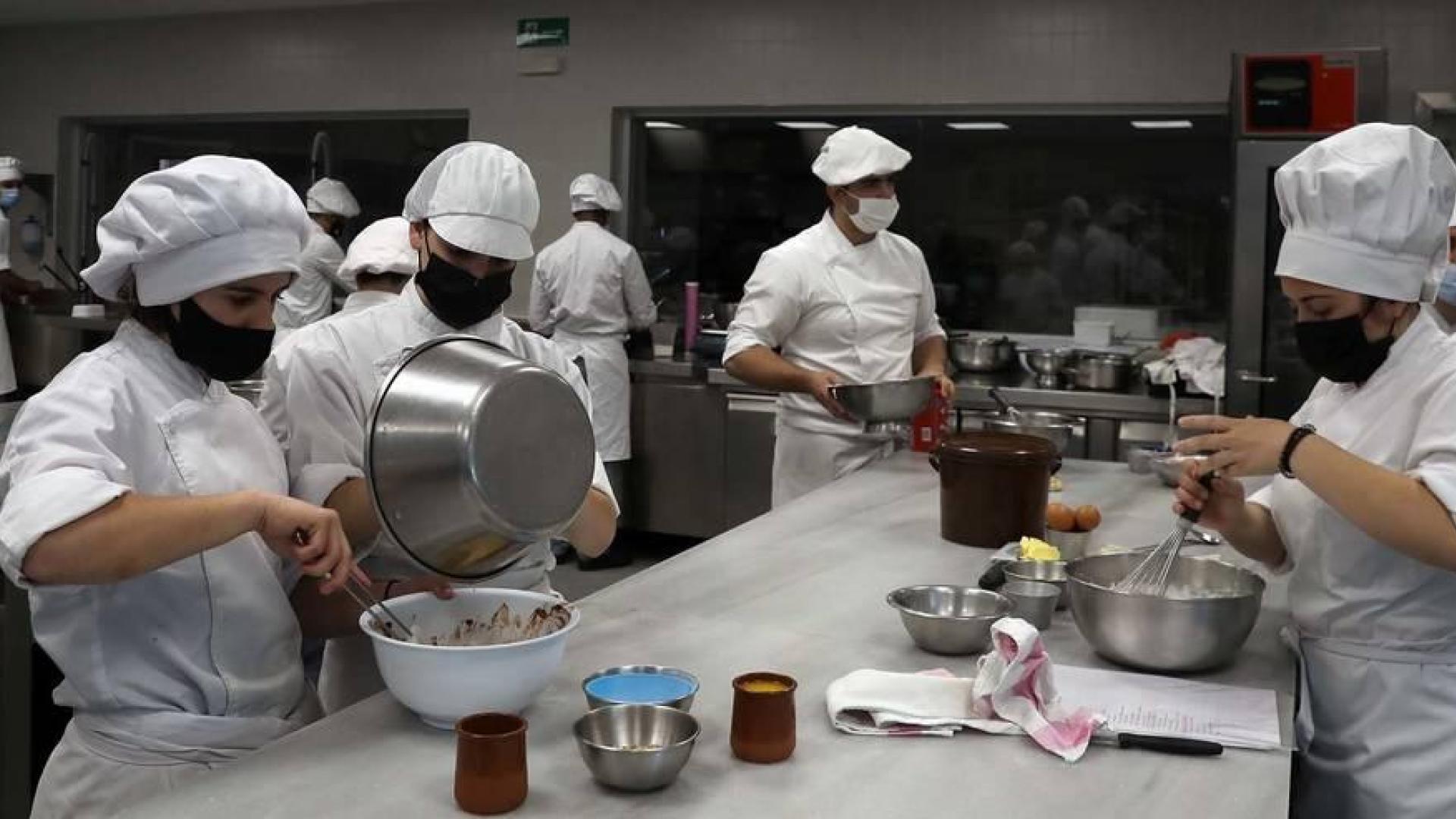 La hostelería cuece su futuro en el CI Burlada