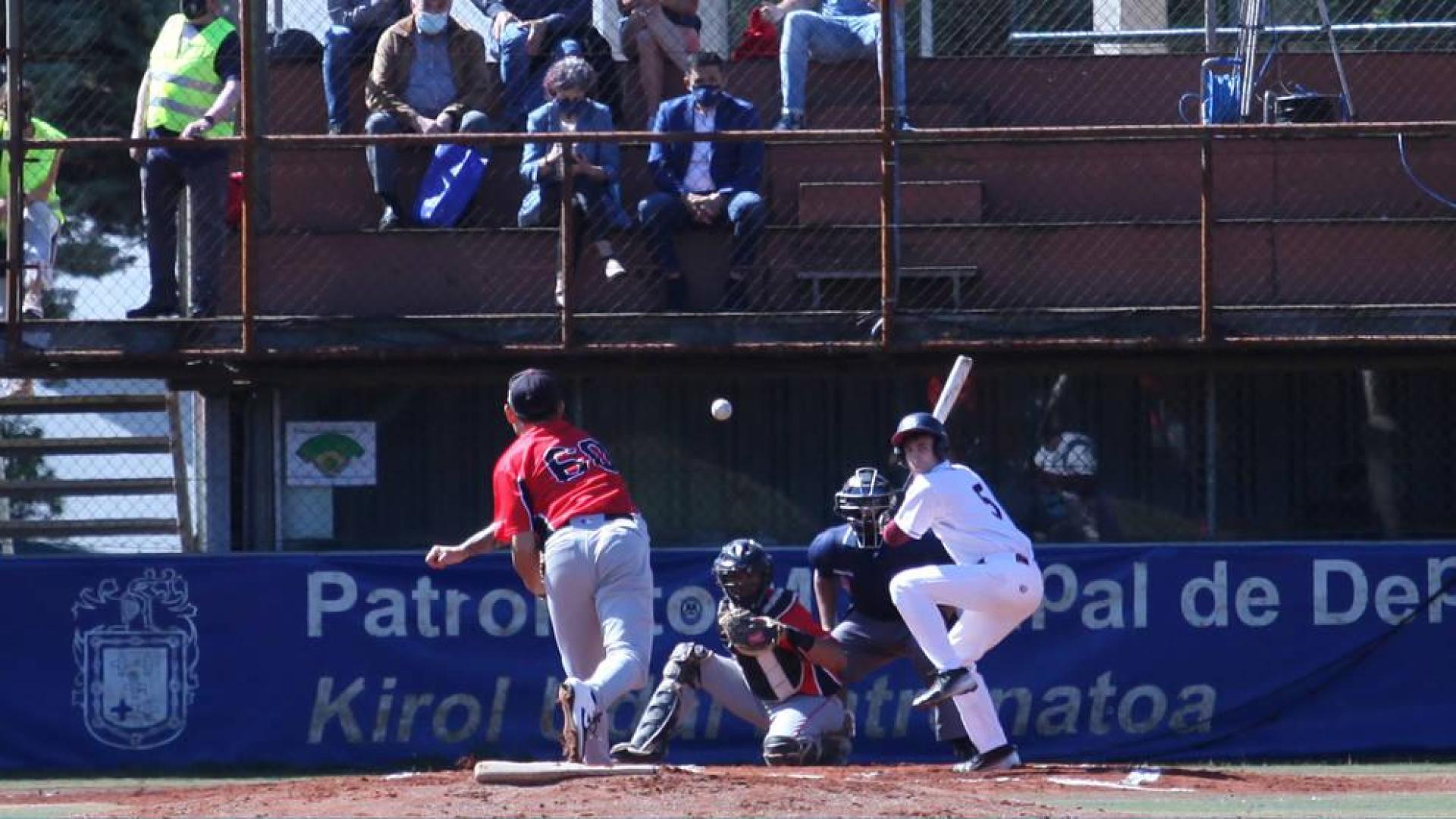 Un derbi especial para el béisbol navarro
