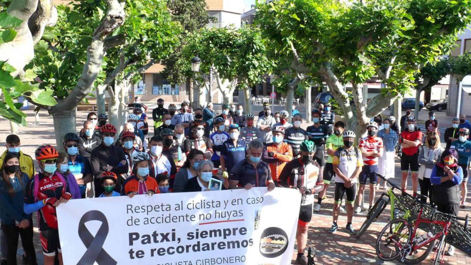Recuerdo a un ciclista cirbonero fallecido tras ser atropellado