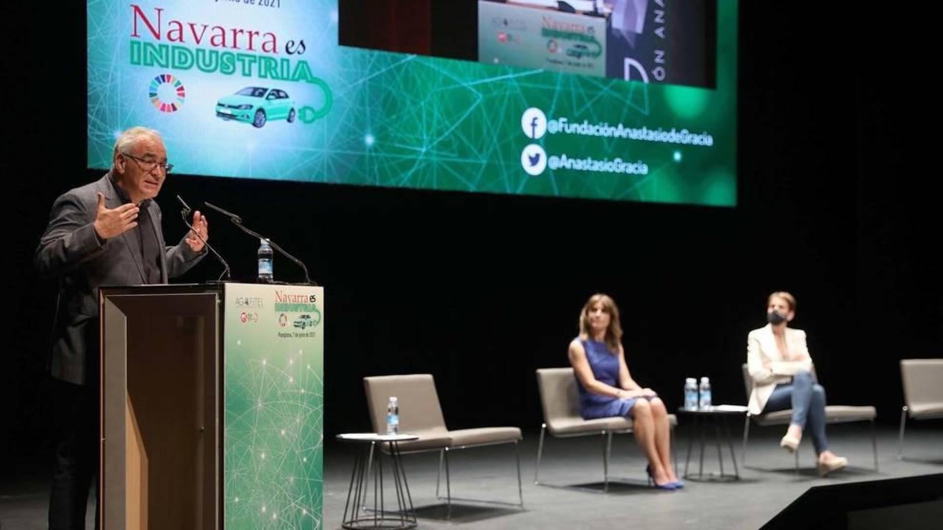 Lorenzo Ríos: "Presidenta, convoque cuanto antes la mesa del futuro de la automoción"