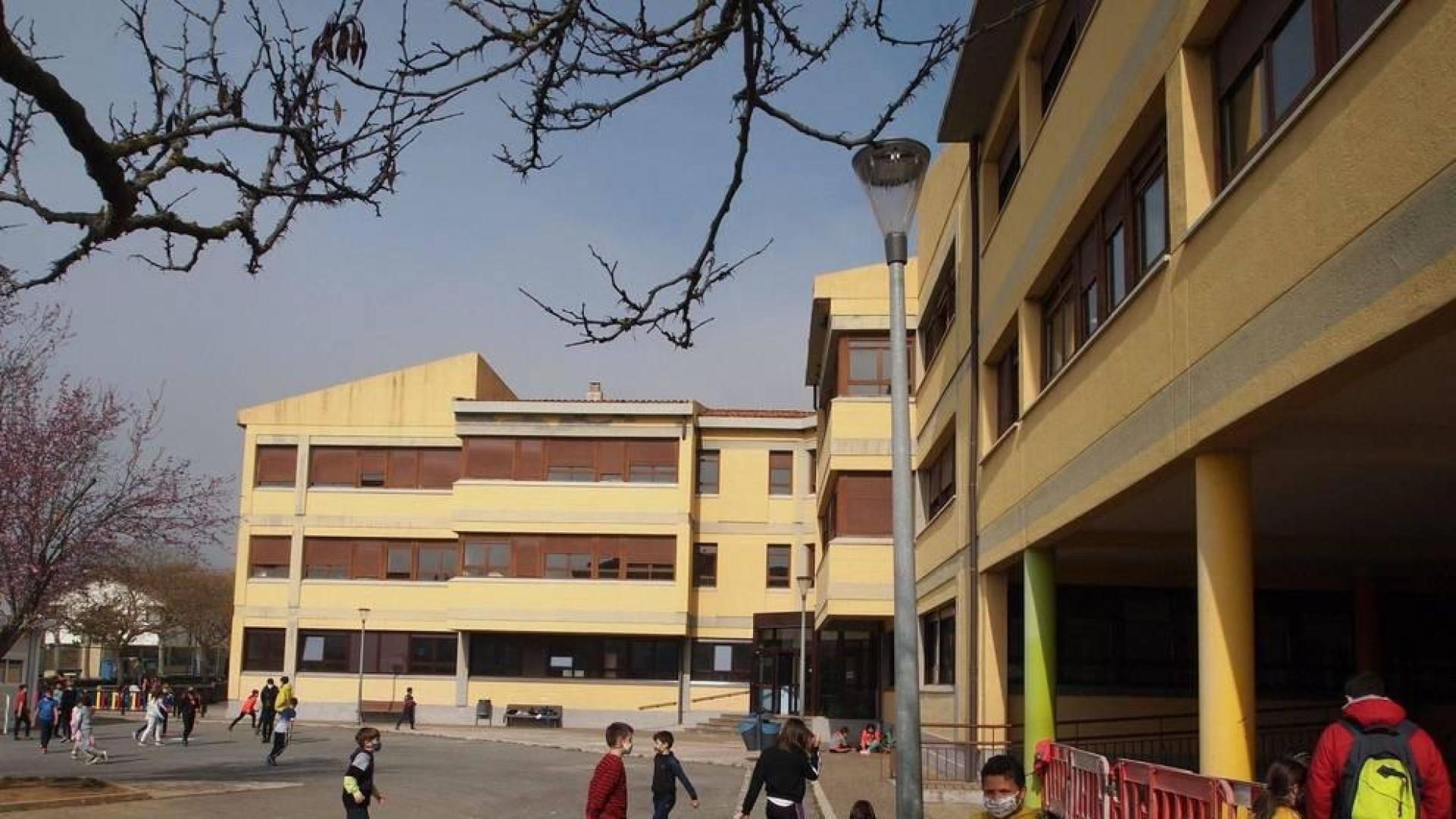 Familias de Aoiz ven “injusto” el nuevo transporte escolar a Pamplona