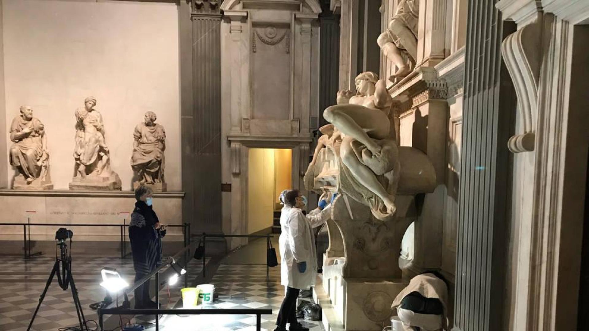 Restauración de la Sacristía Nueva del Museo de las Capillas de los Médicis en Florencia utilizando bacterias.