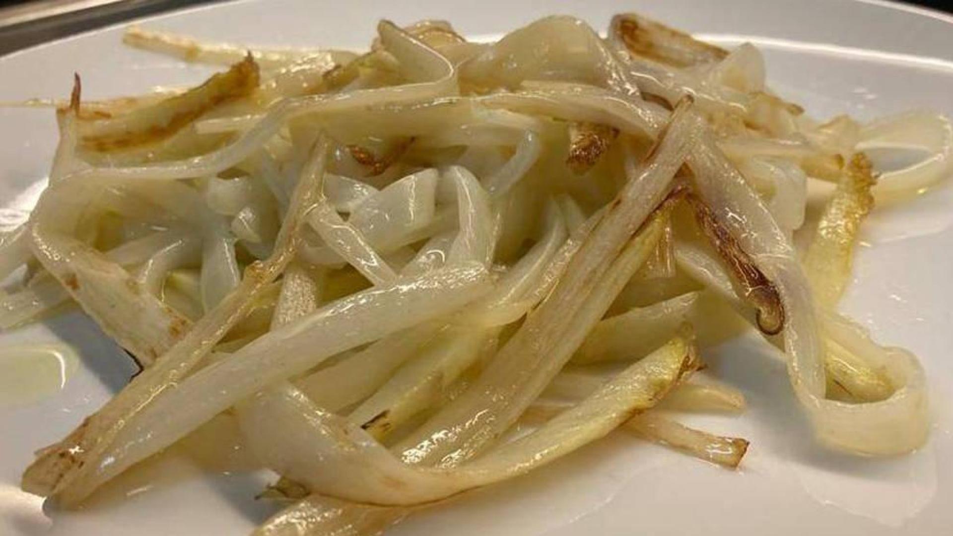 Espárragos laminados fritos