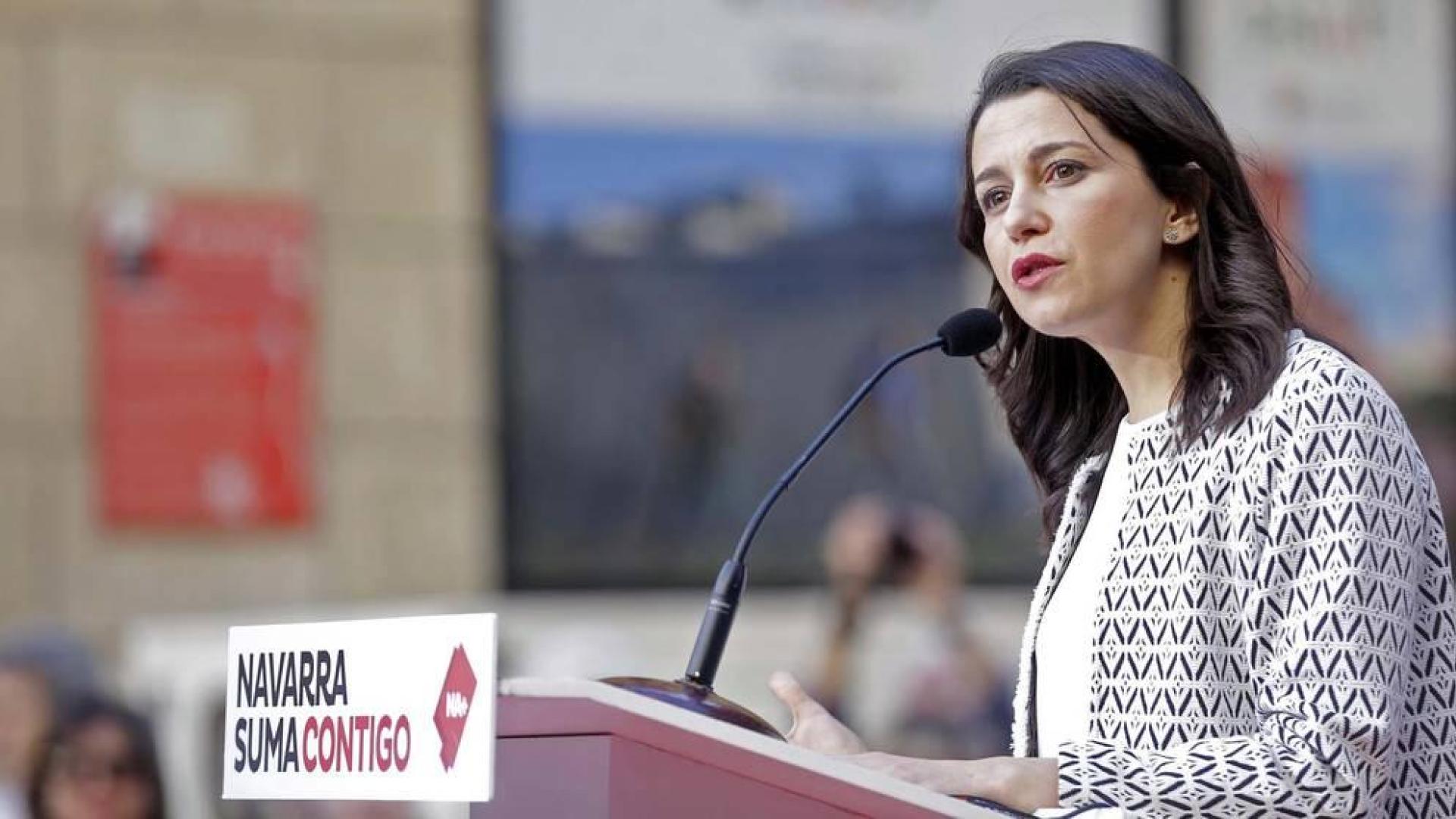 La portavoz nacional de Ciudadanos estuvo en la Plaza Consistorial junto a José Jacier Esparza este martes, 14 de mayo.