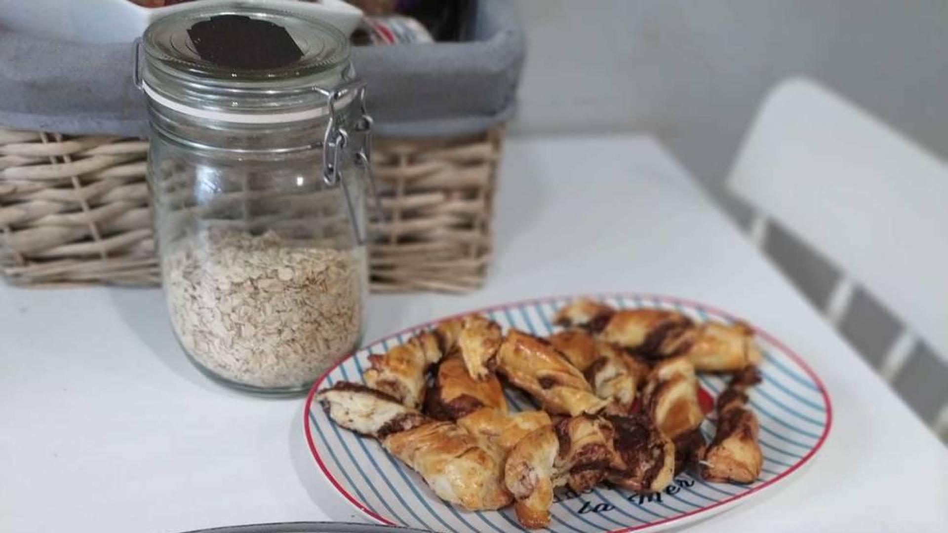 Imagen de la hoja de hojaldre con crema de chocolate