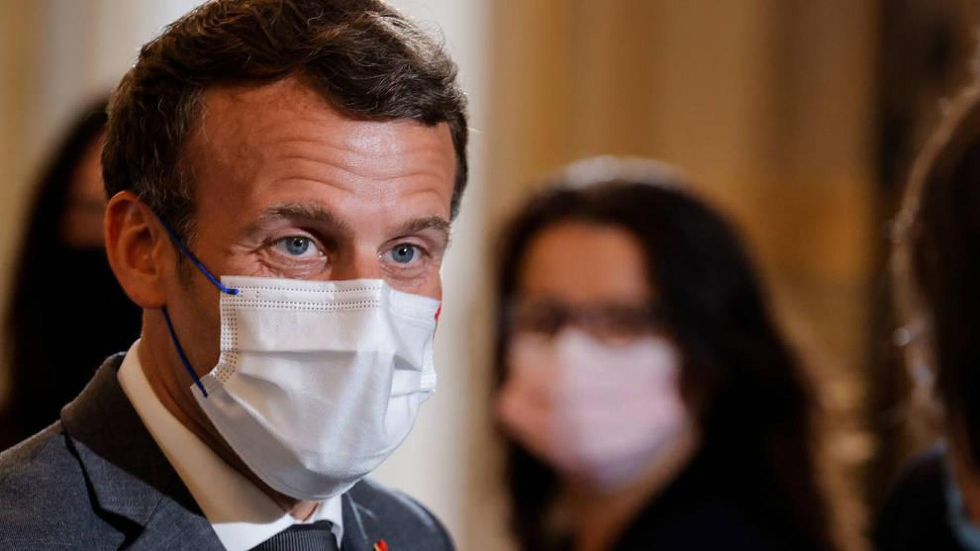 Condenado a cuatro meses de prisión firme el hombre que abofeteó a Macron