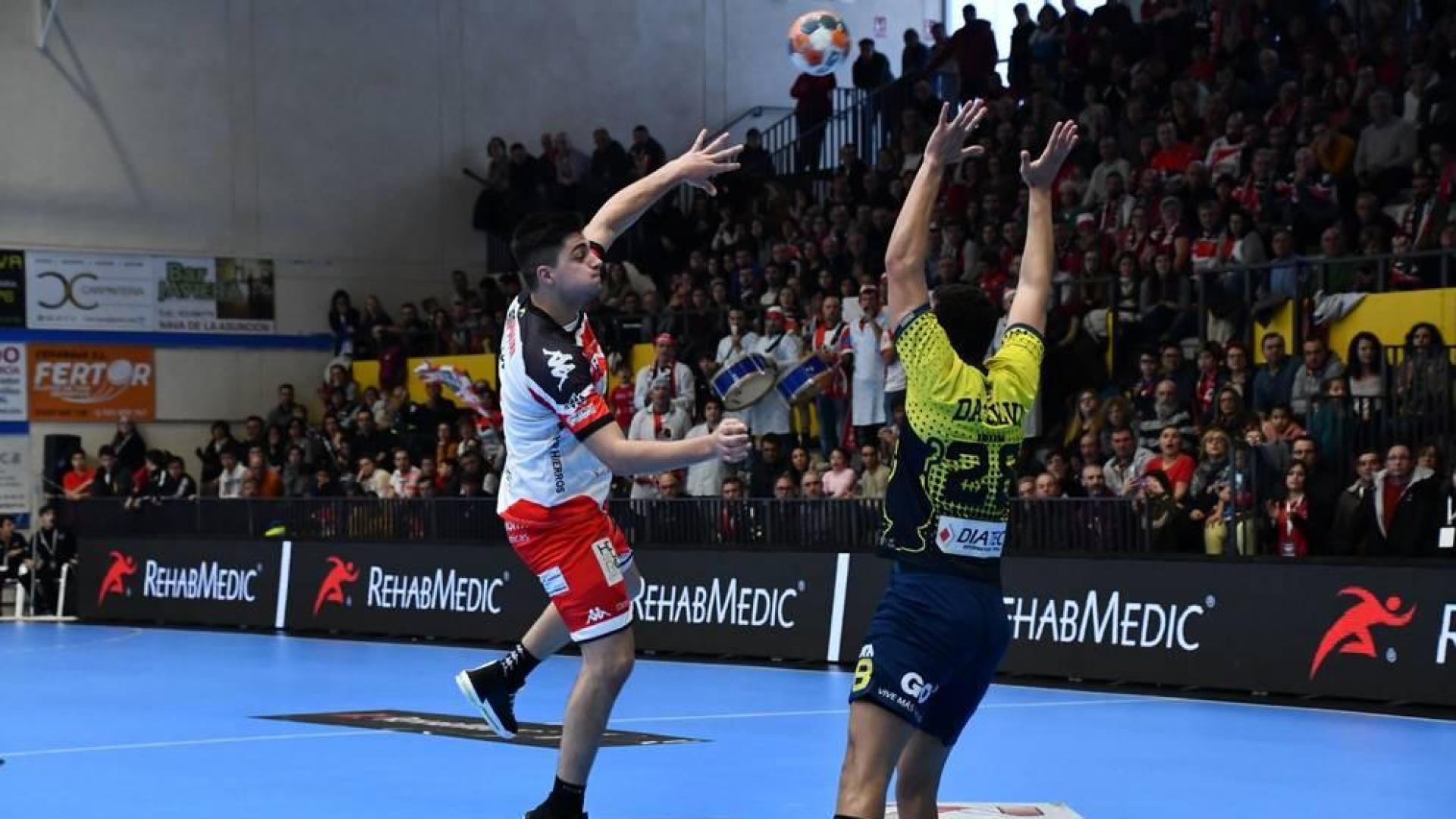 El leonés Eduardo Fernández cierra la plantilla del Helvetia Anaitasuna