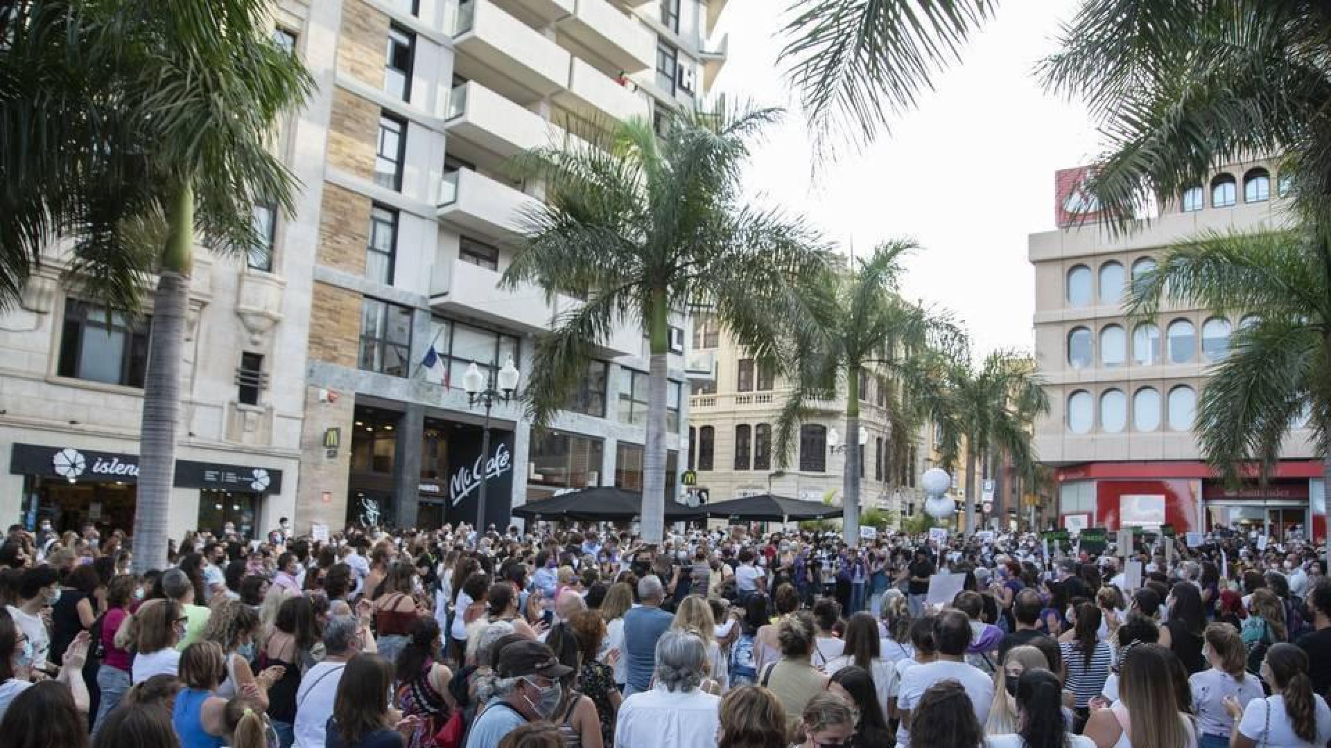 El Obispado de Canarias desautoriza las palabras del cura que justificó al padre de Anna y Olivia