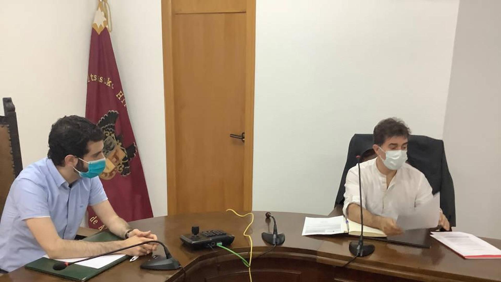 Santos estudia con el alcalde de Alsasua vías de colaboración en materia de Justicia y Políticas Migratorias