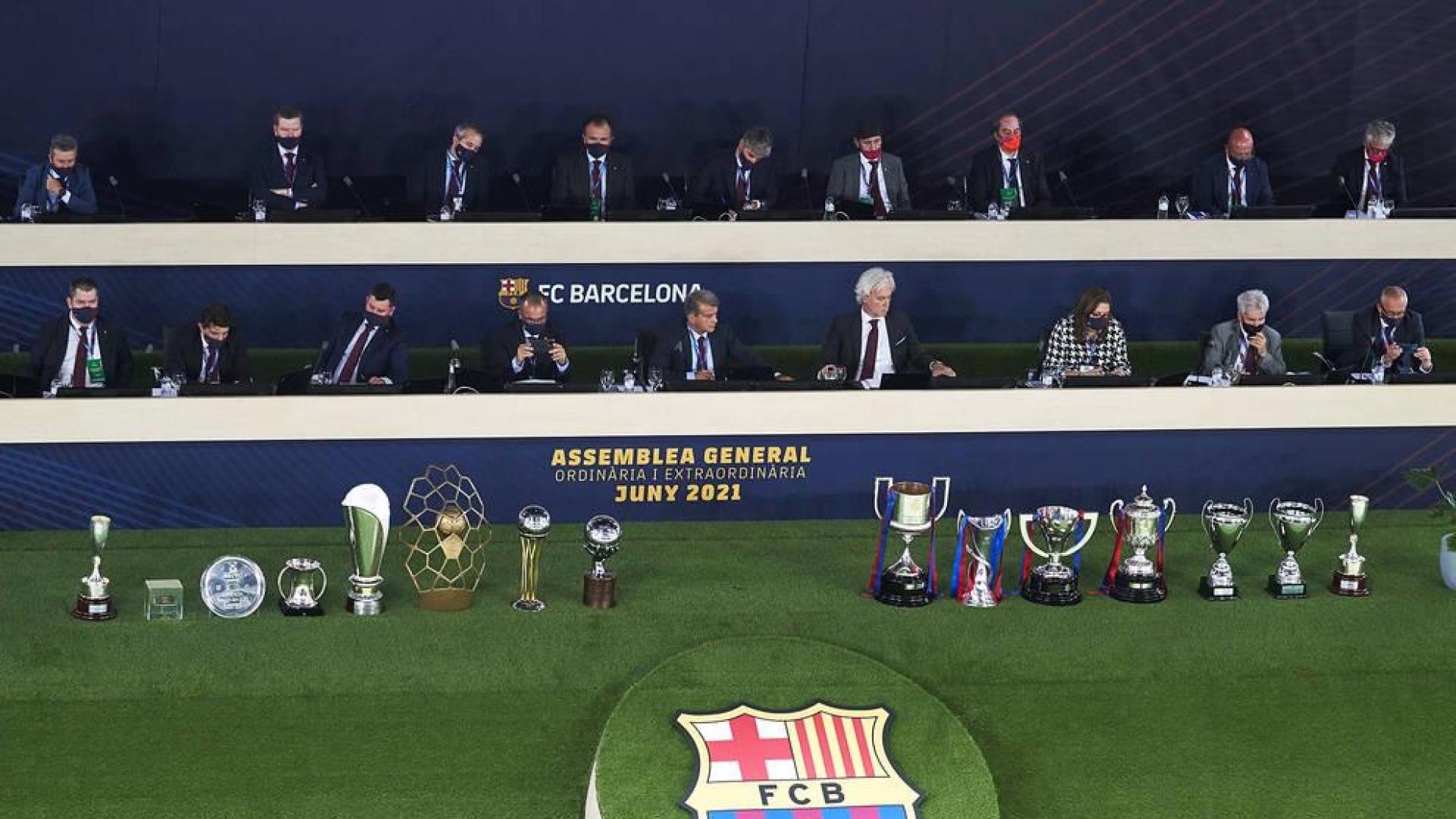 Los compromisarios respaldan las cuentas de Bartomeu