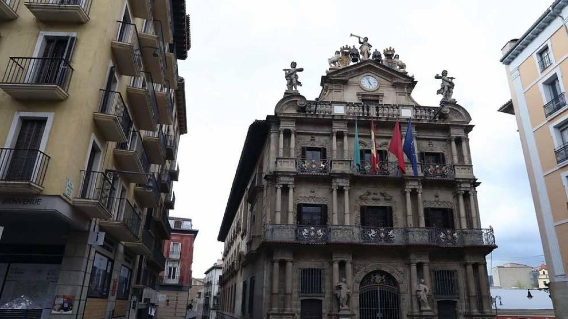 Conflicto entre el Ayuntamiento y un ciudadano por la notificación de una multa