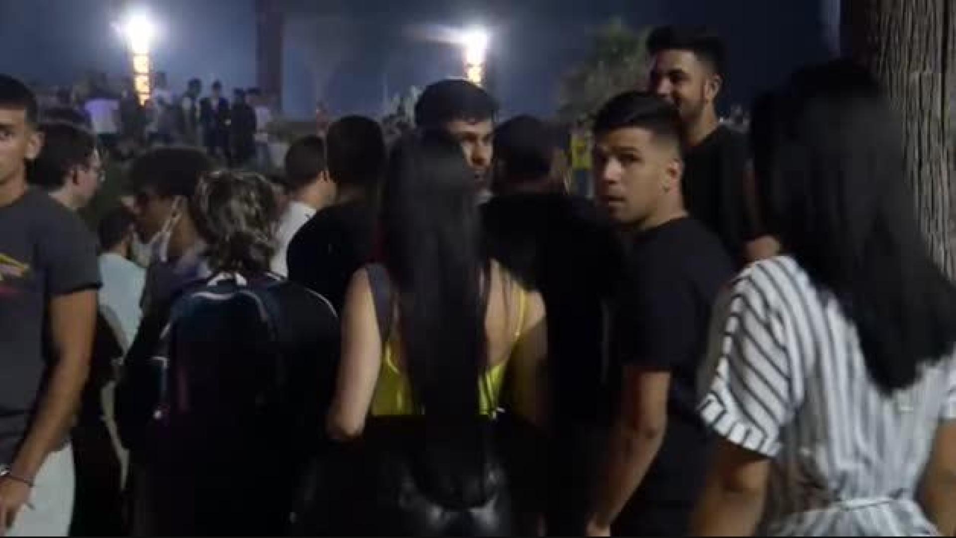 Noche de San Juan con aglomeraciones en algunas playas