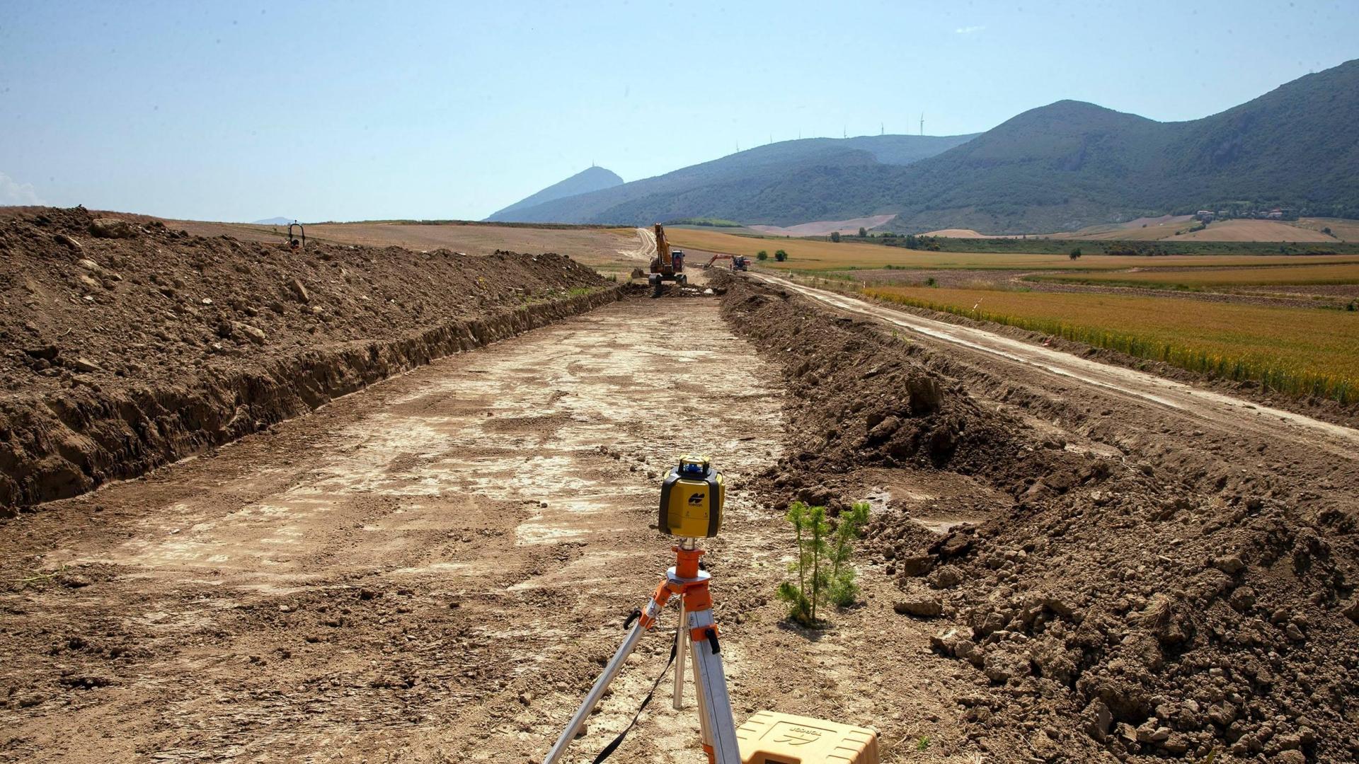 Obras de urbanización en terrenos donde irá la planta