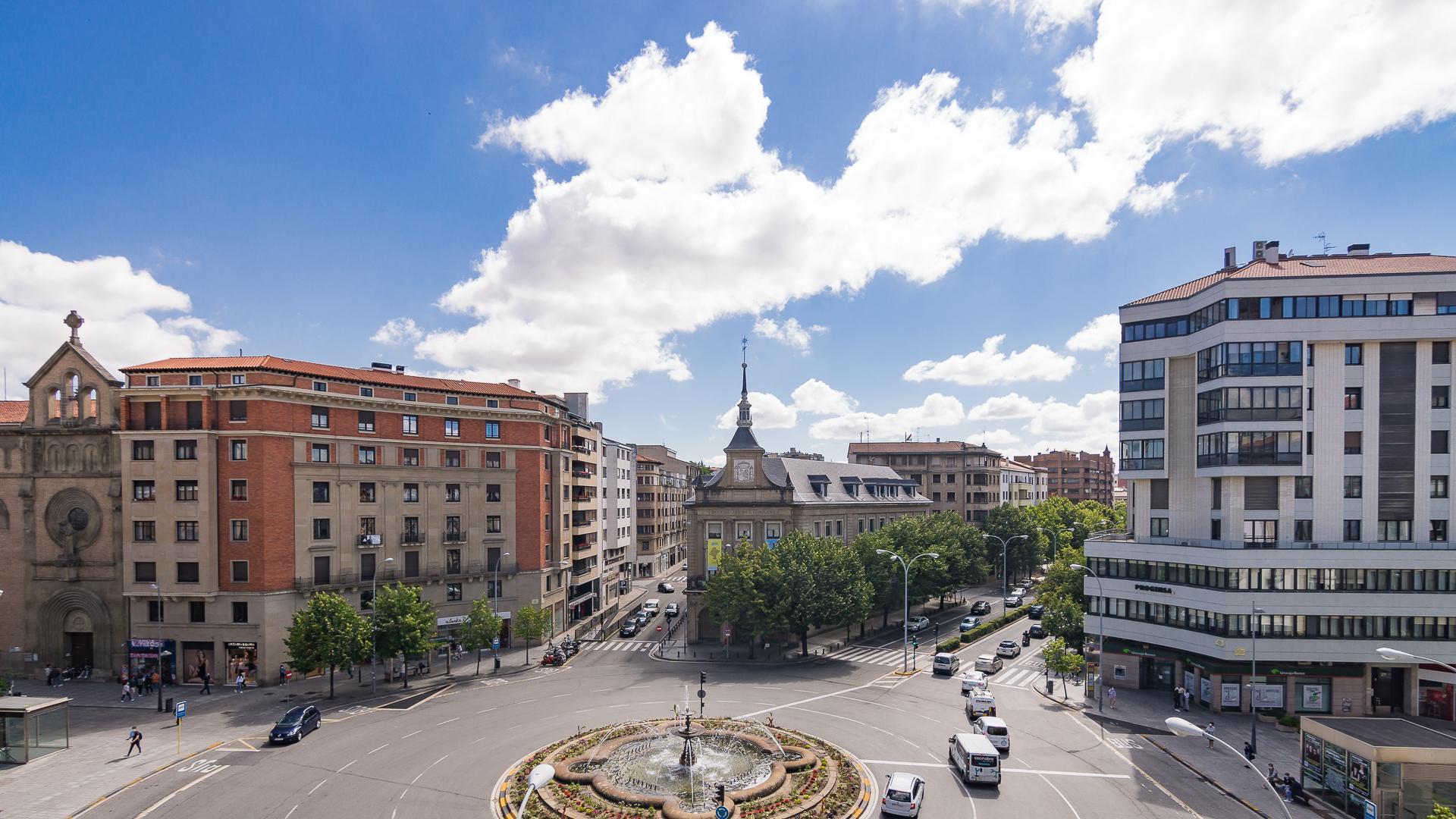 Vivienda reformada en la plaza de Merindades