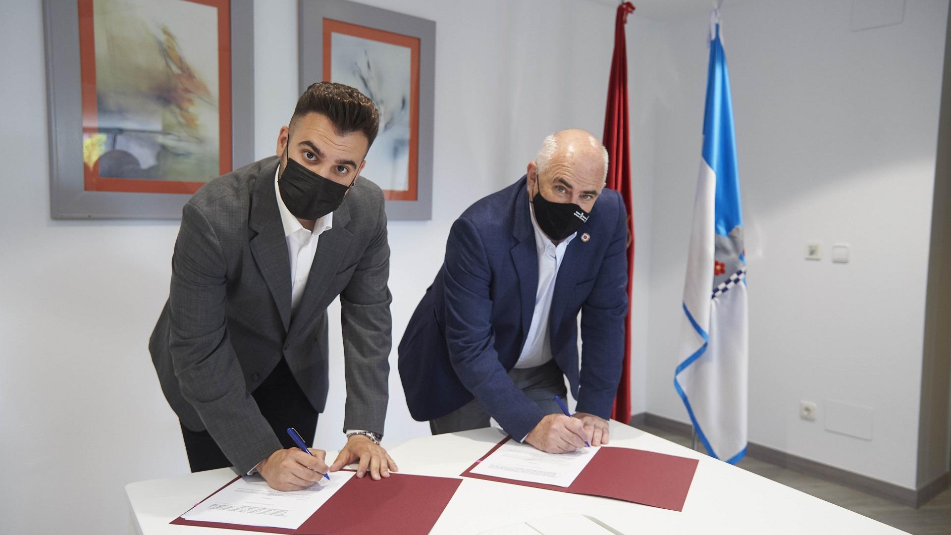 El vicepresidente José Mª Aierdi y el alcalde de Zizur Mayor, Jon Gondán.