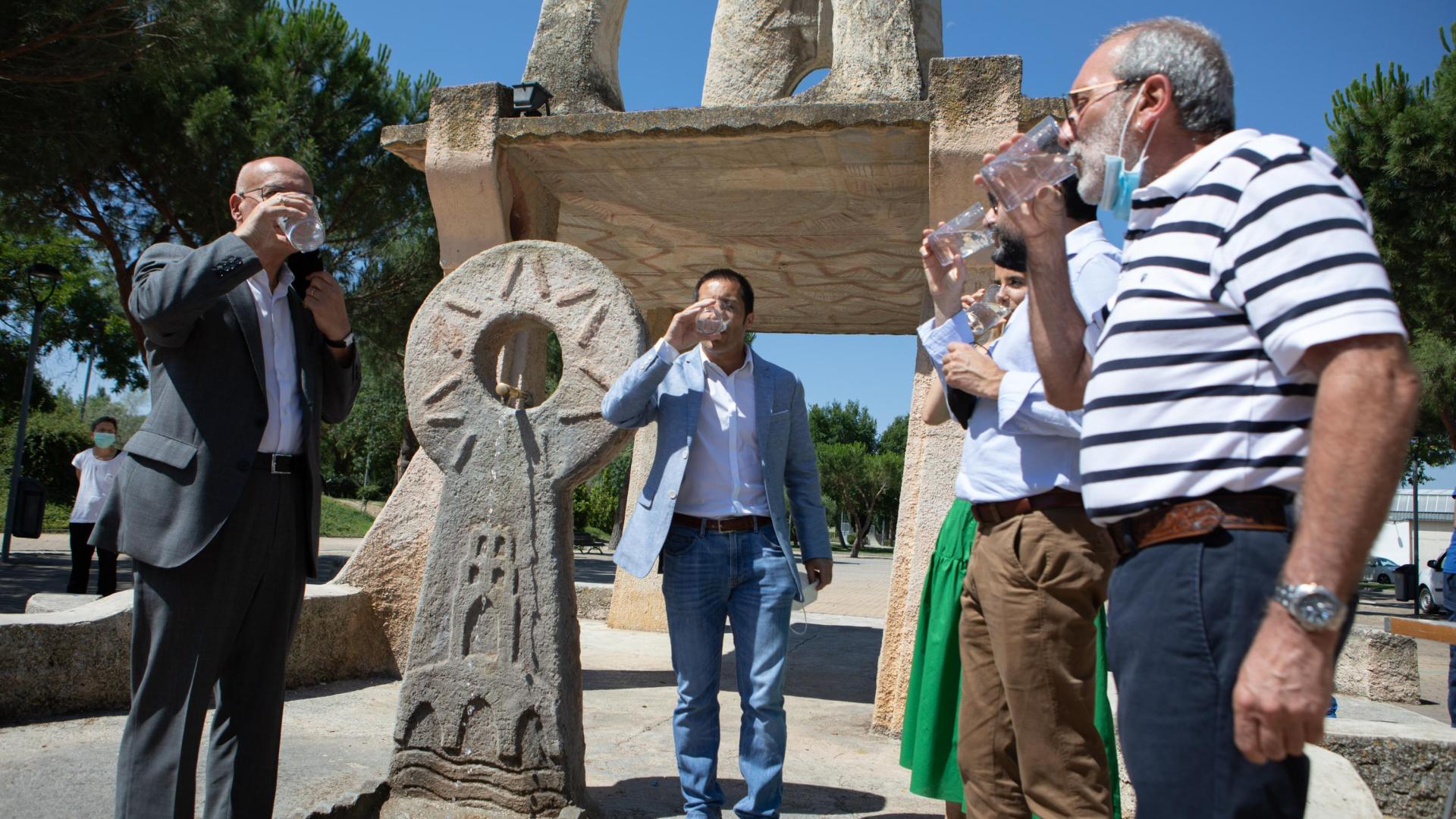 Los habitantes de Peralta y Falces consumen desde hoy agua de calidad de Itoiz suministrada a través del Canal de Navarra