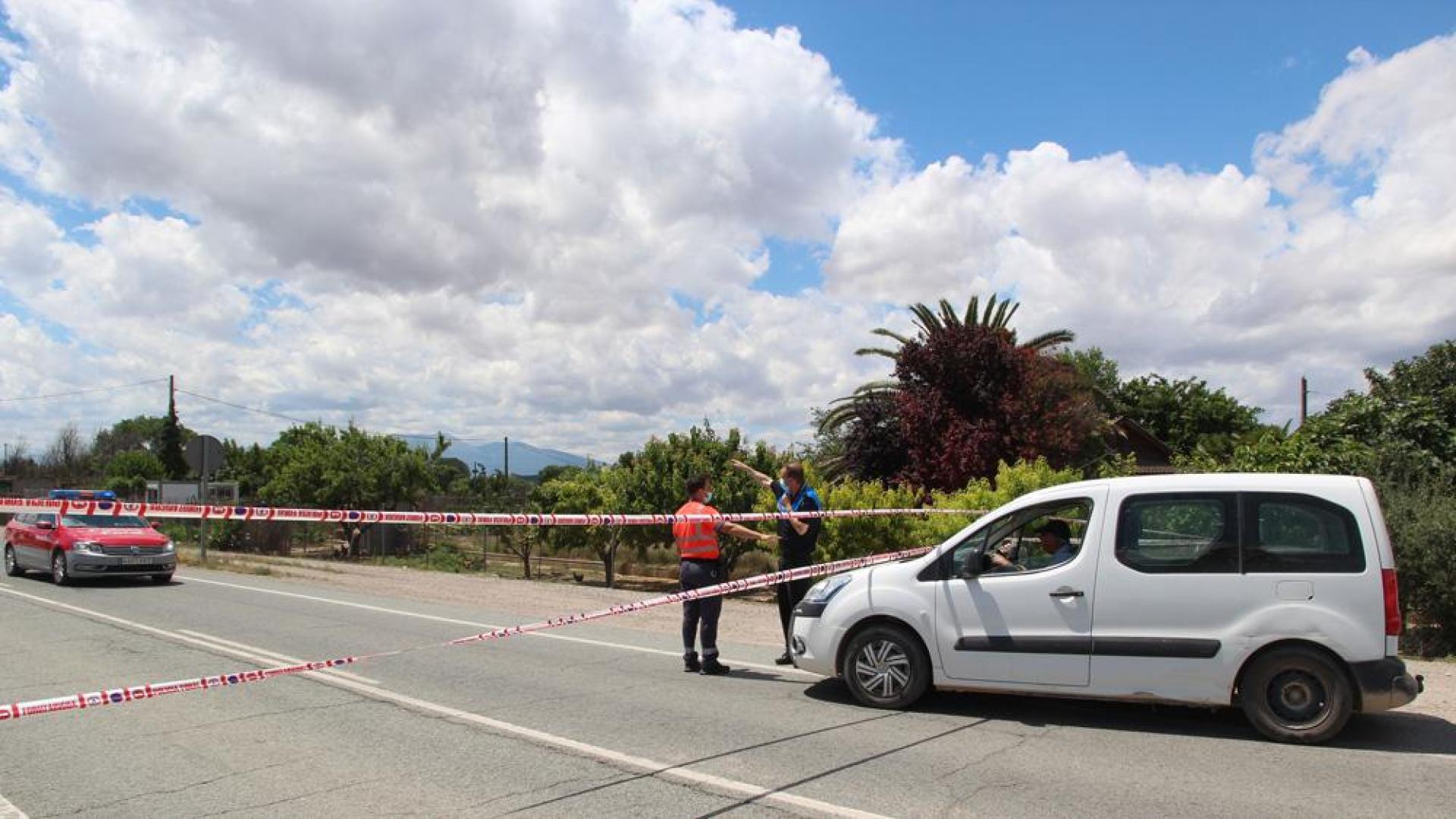 Agentes de Policía, en el lugar del crimen.
