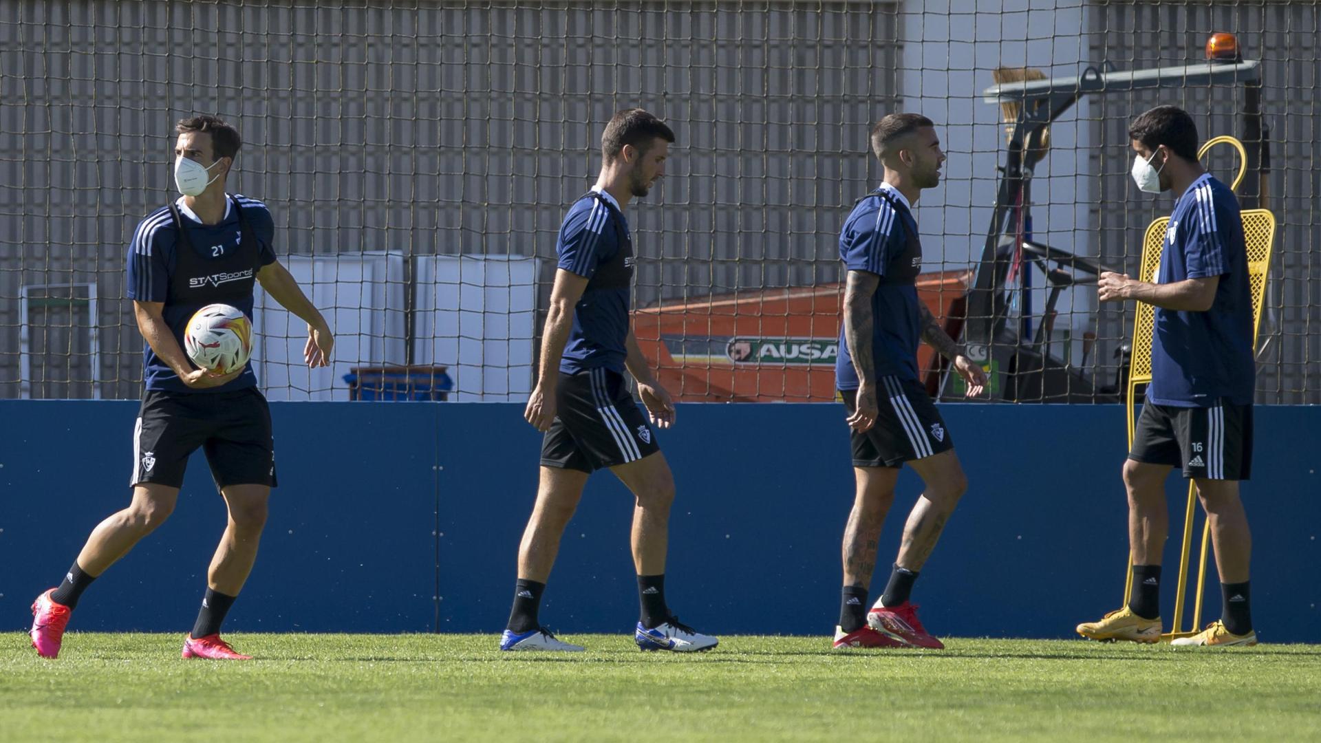 Iñigo Pérez, Oier Sanjurjo, Rober Ibáñez y Cote, ayer en el último entrenamiento de la semana en Tajonar