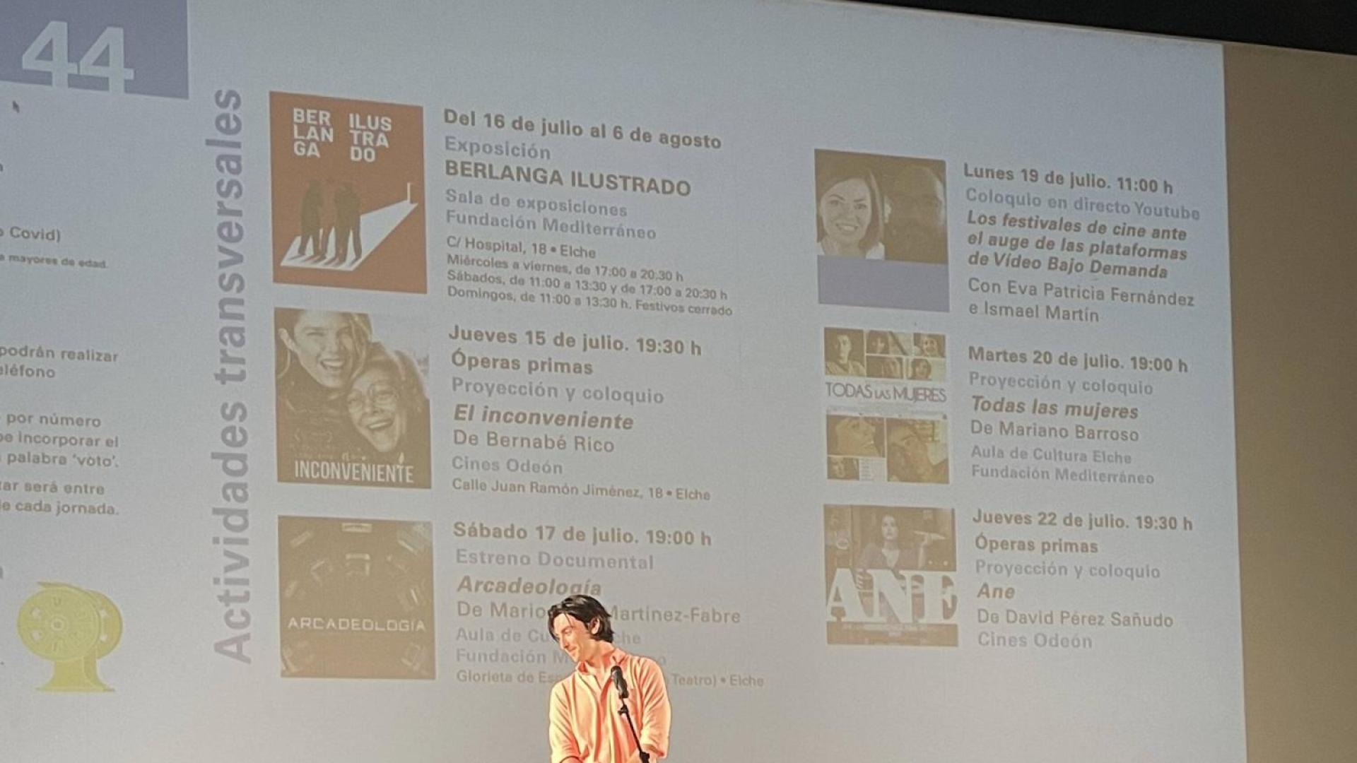 Alex Garrido presentando ‘Absurdo’ antes de su proyección