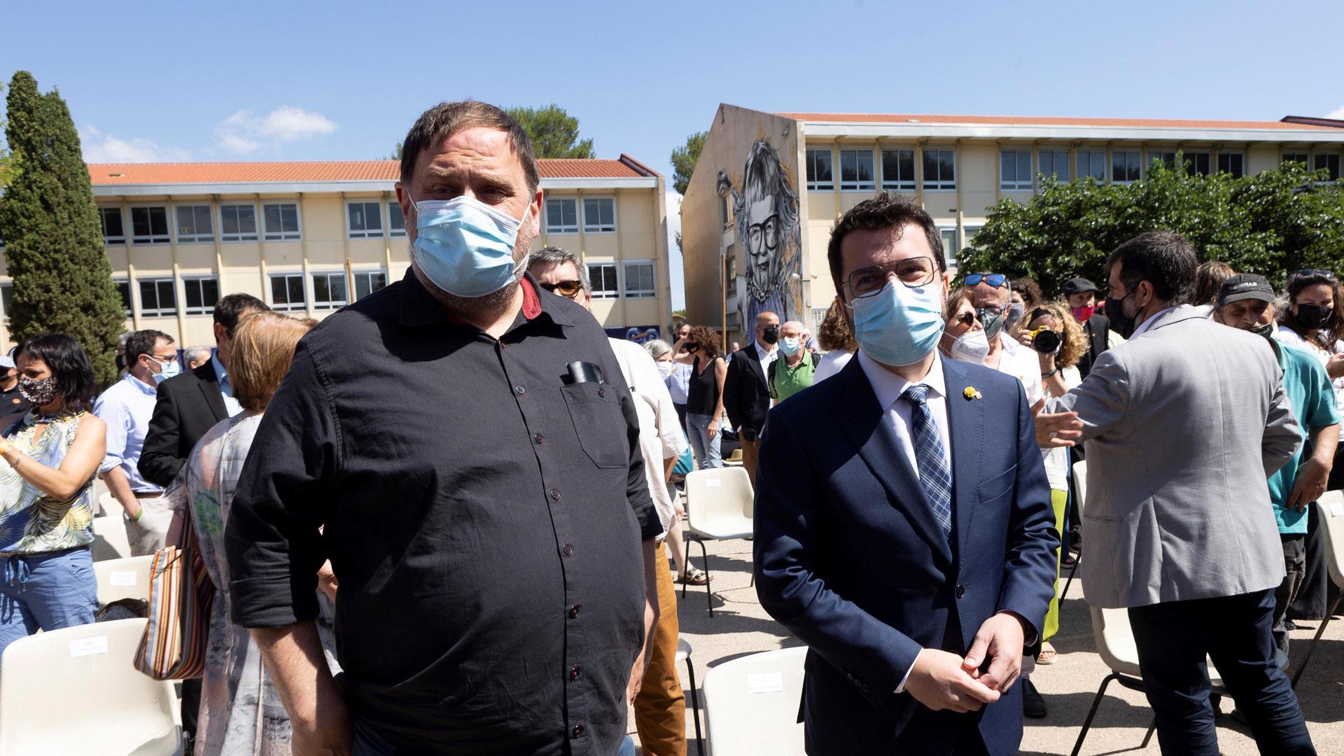Oriol Junqueras y Pere Aragonès, en un acto de conmemoración del 60 aniversario de Òmnium Cultural este mes de julio