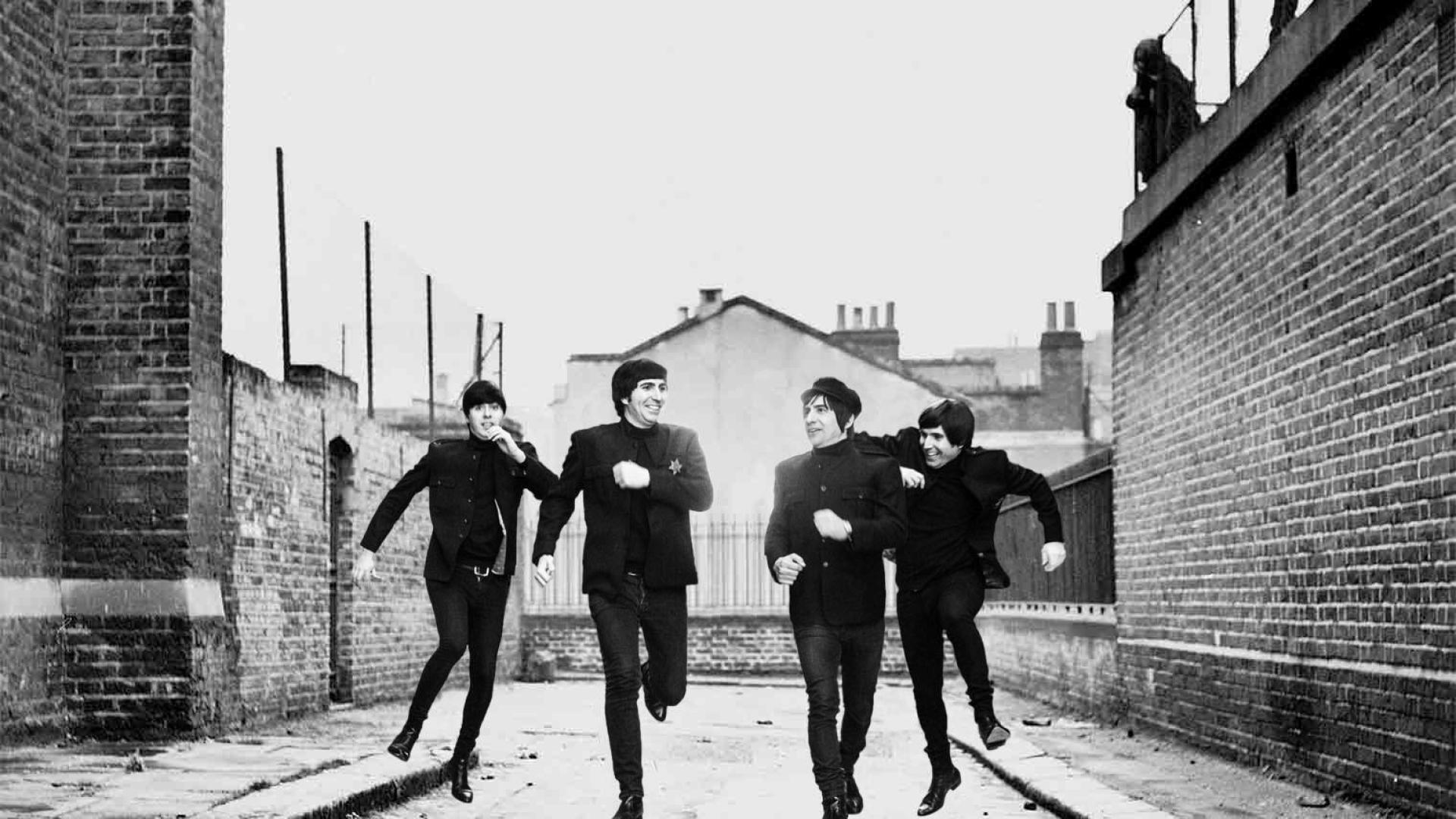 Flaming Shakers.