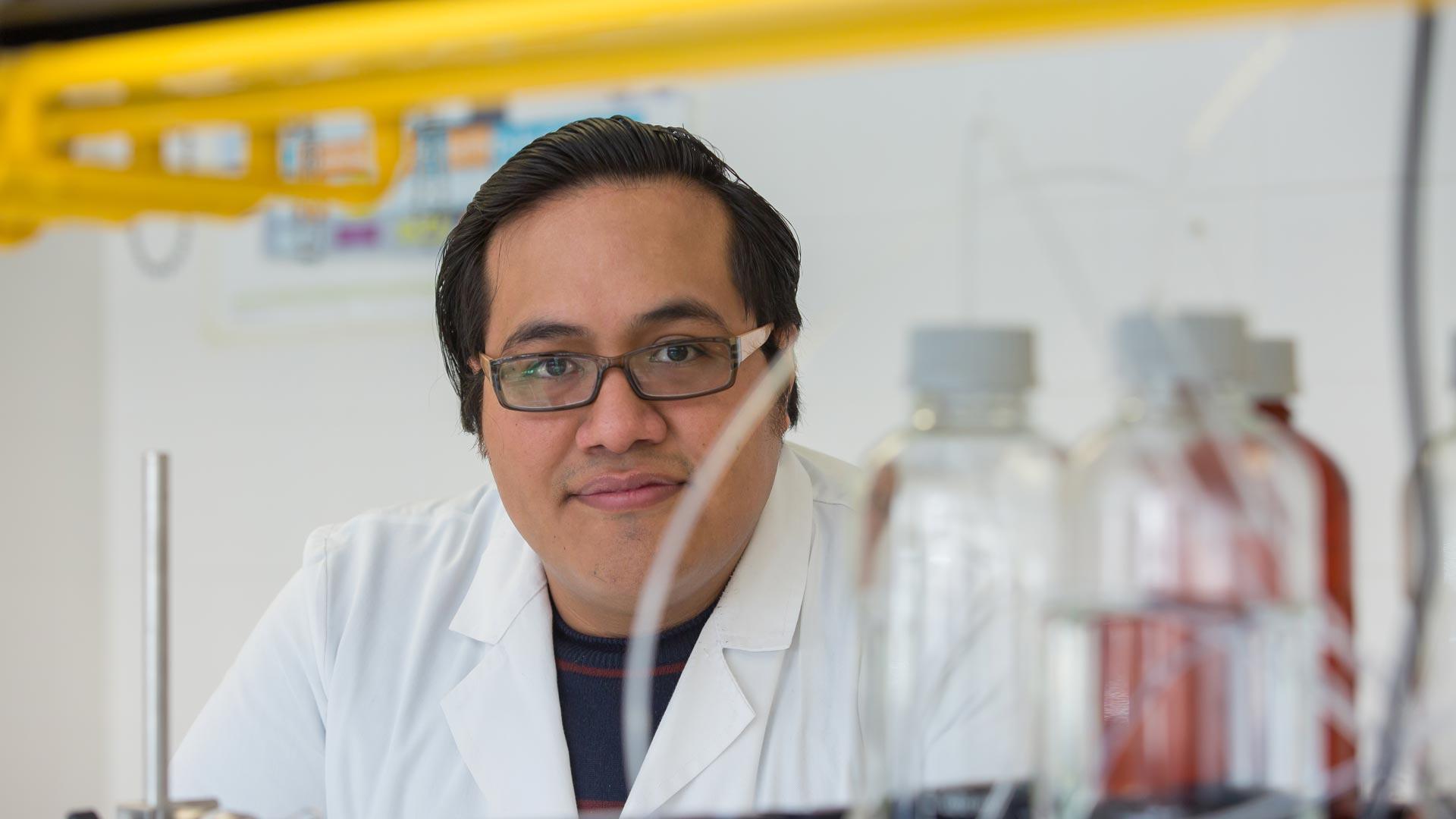 Jesús Fidel Gonzáles, ingeniero químico a cargo de la investigación