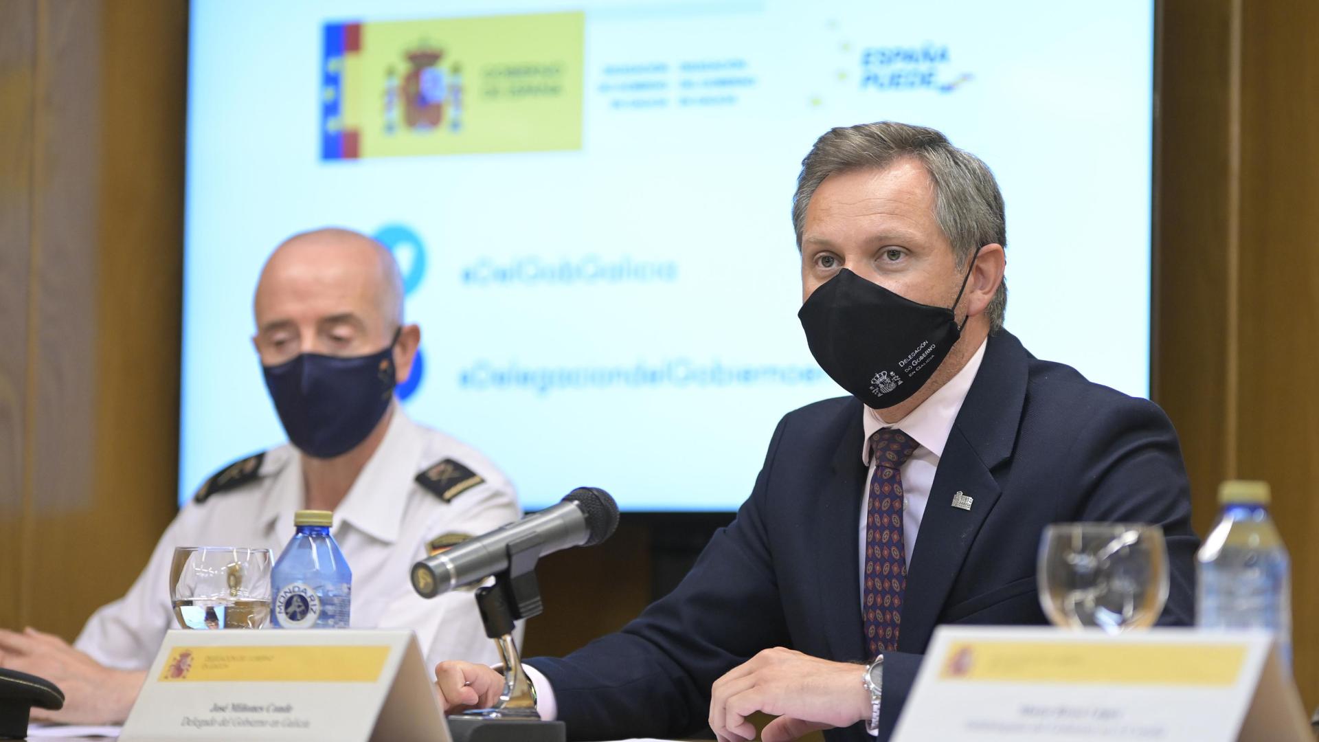 El jefe superior de Policía de Galicia, José Luis Balseiro; y el delegado del Gobierno en Galicia, José Miñones, informan sobre el caso de Samuel Luiz.