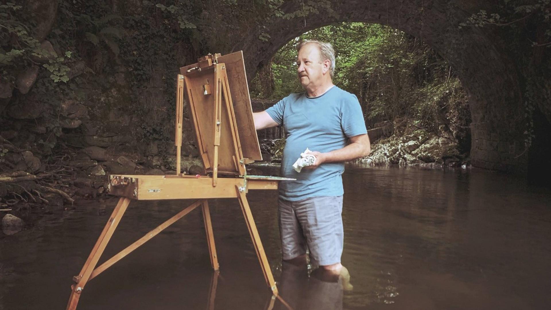 Tomás Sobrino, pintando al aire libre, en uno de los rincones elegidos para sus obras