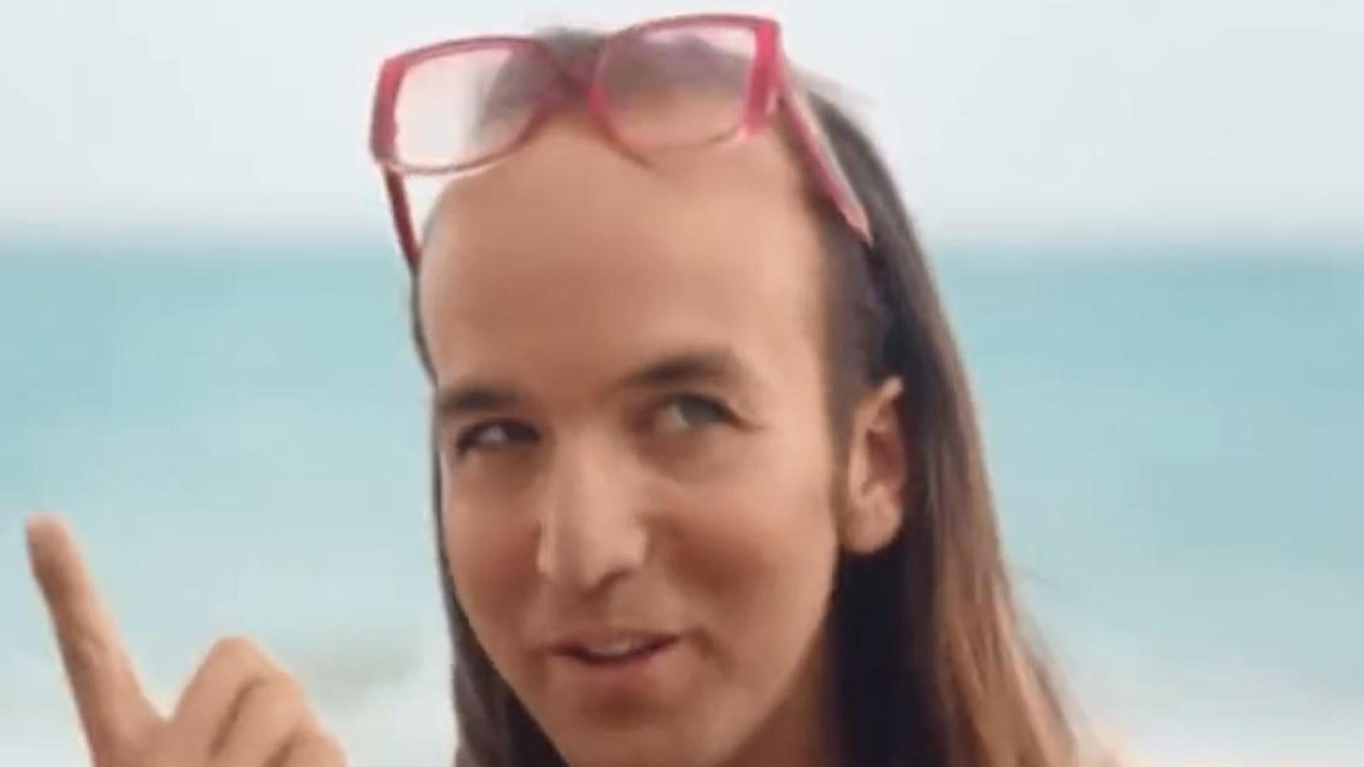 Aless Gibaja en un fotograma del vídeo publicitario de Snickers