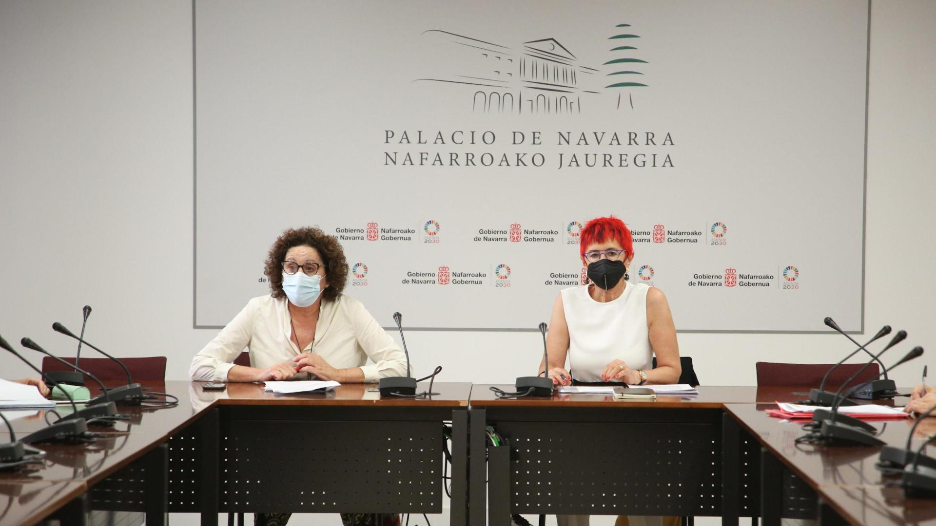 Las consejeras Maeztu e Indurain, durante la reunión.