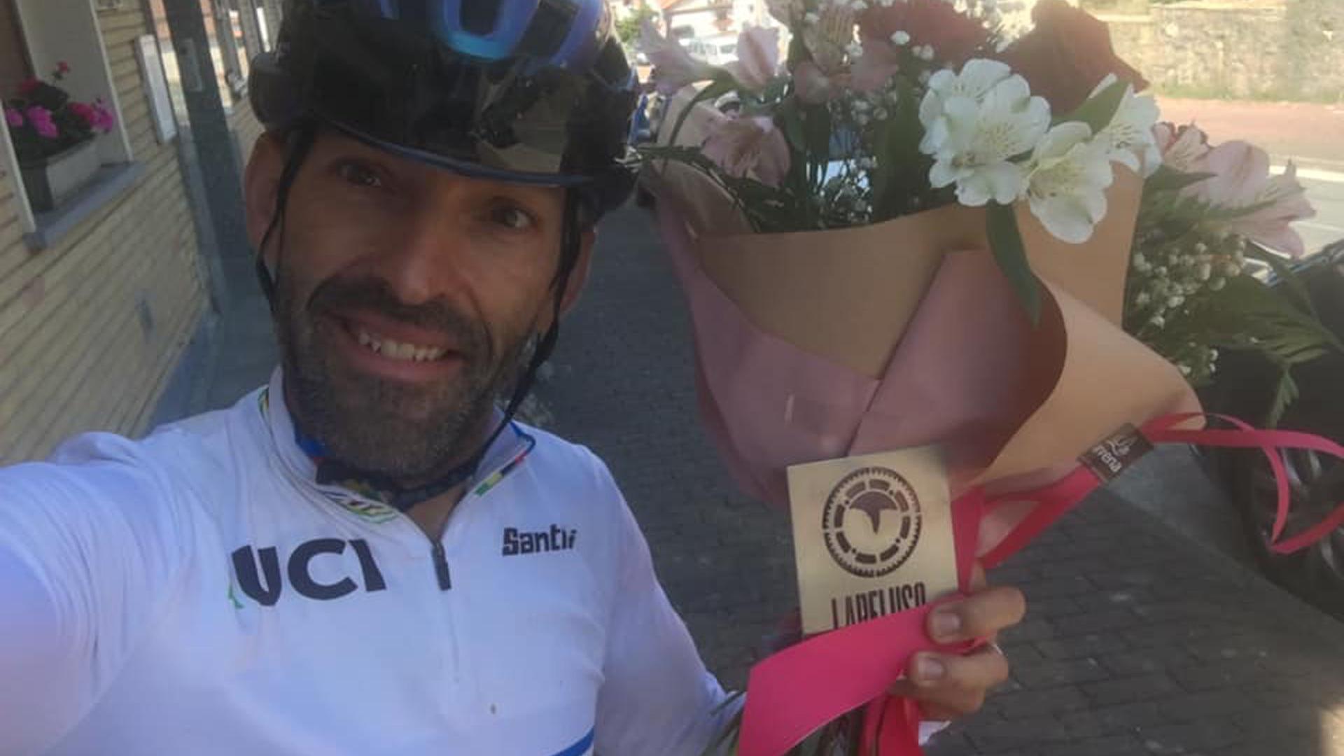 La organización de La Peluso Xtreme homenajeó al nuevo campeón del mundo de BTT Master 40