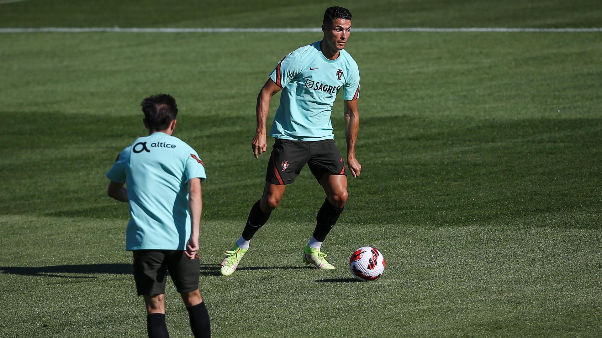 Cristiano Ronaldo, en un entrenamiento con la selección de Portugal