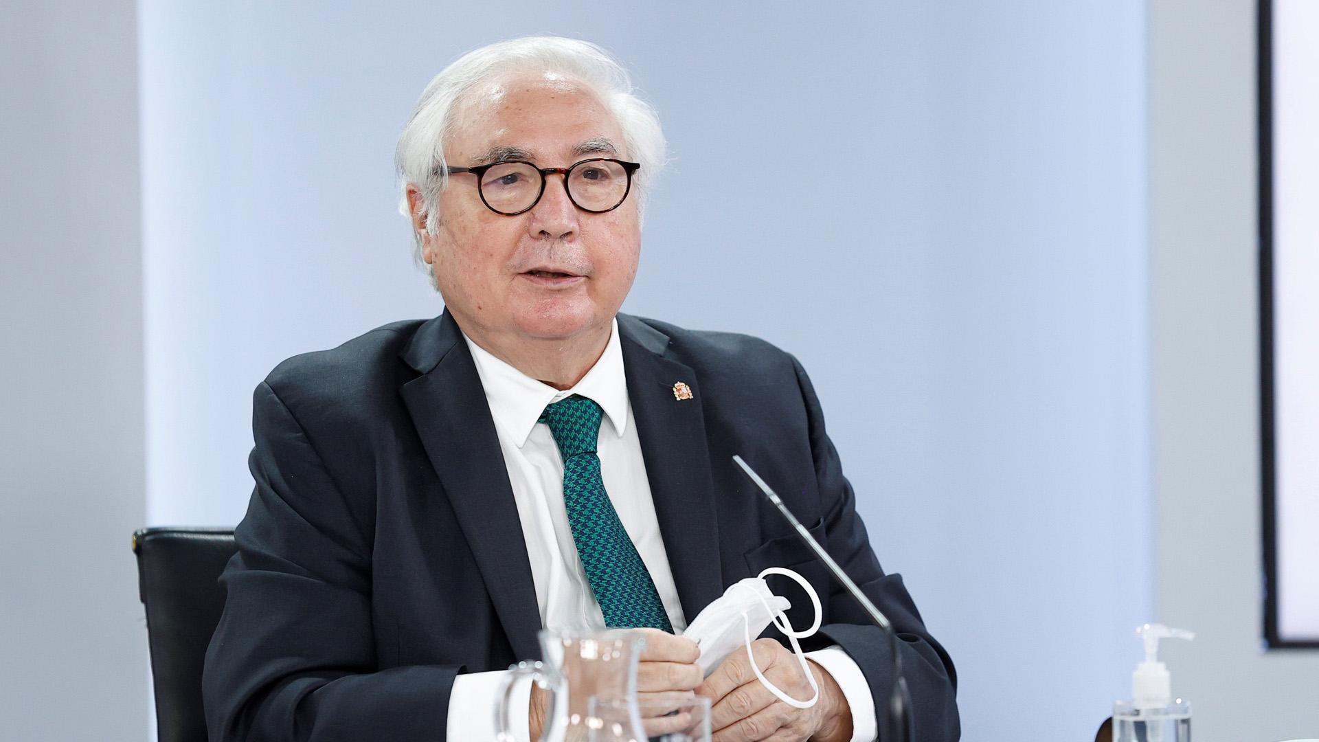 Manuel Castells, ministro de Universidades, durante la rueda de prensa posterior a la reunión del Consejo de Ministros