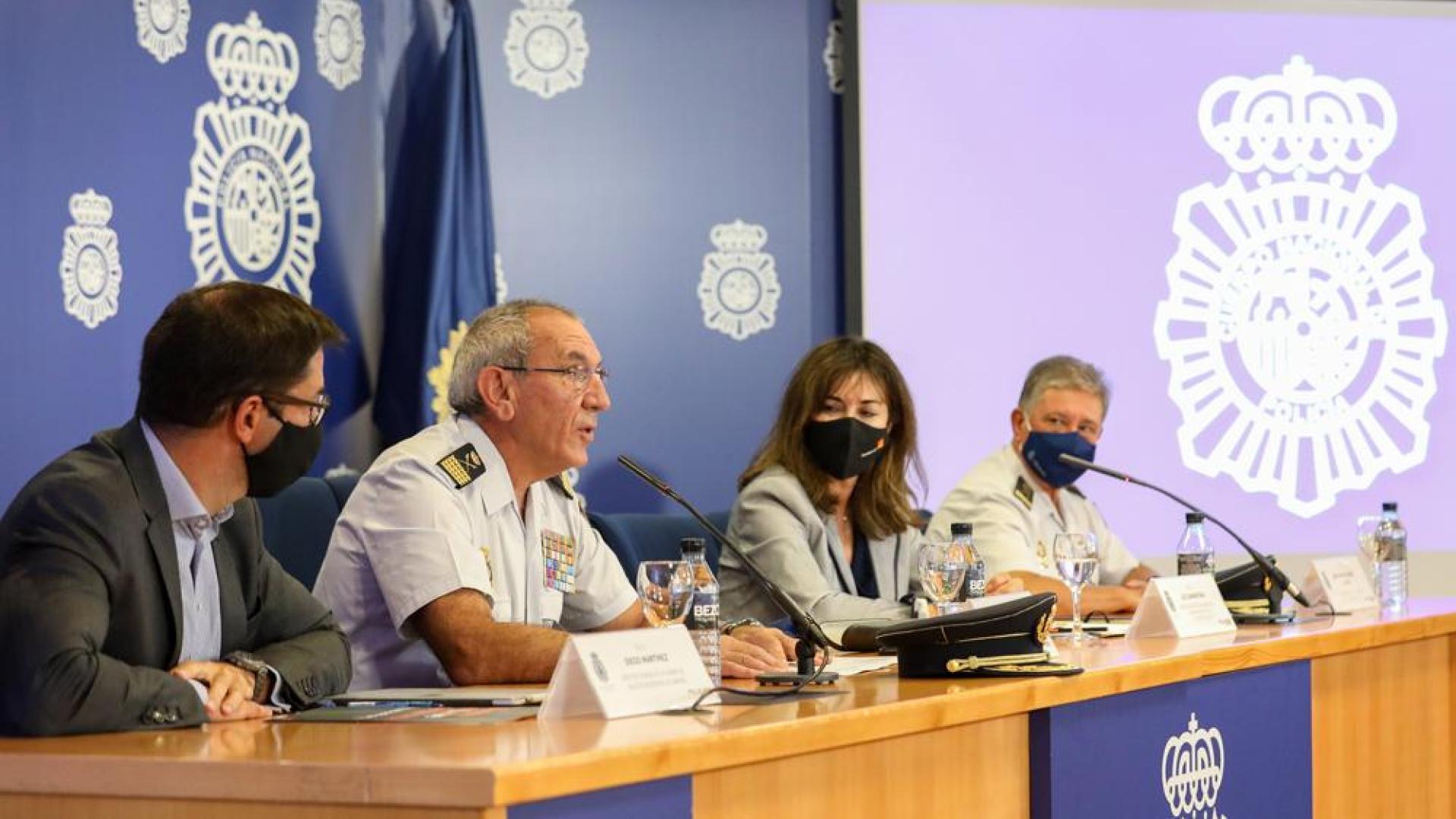 Presentación de la iniciativa para concienciar sobre los peligros del juego online entre adolescentes

15 SEPTIEMBRE 2021;JUEGOS ONLINE;ADOLESCENTES;VICIO;ADICCIÓN;AISLAMIENTO;PELIGRO;ORDENADOR;INTERNET;JUEGOS

Marta Fernández Jara / Europa Press

15/09/2021