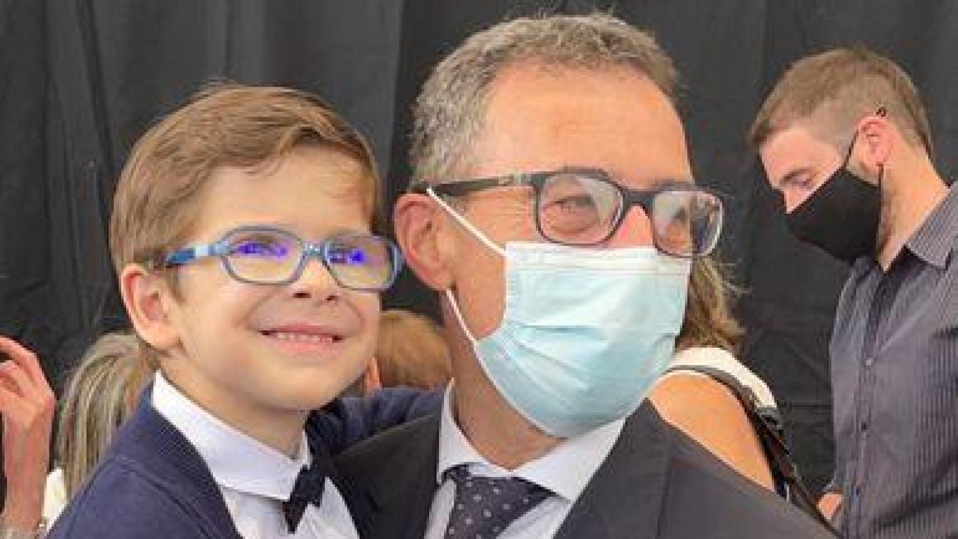 Juan Miguel Gil Jaruena, con Íñigo Ustárroz, en julio, en Elizondo