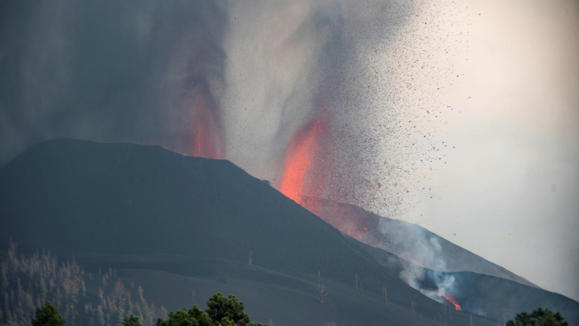 Vista de la erupción en el Volcán Cumbre Vieja de La Palma