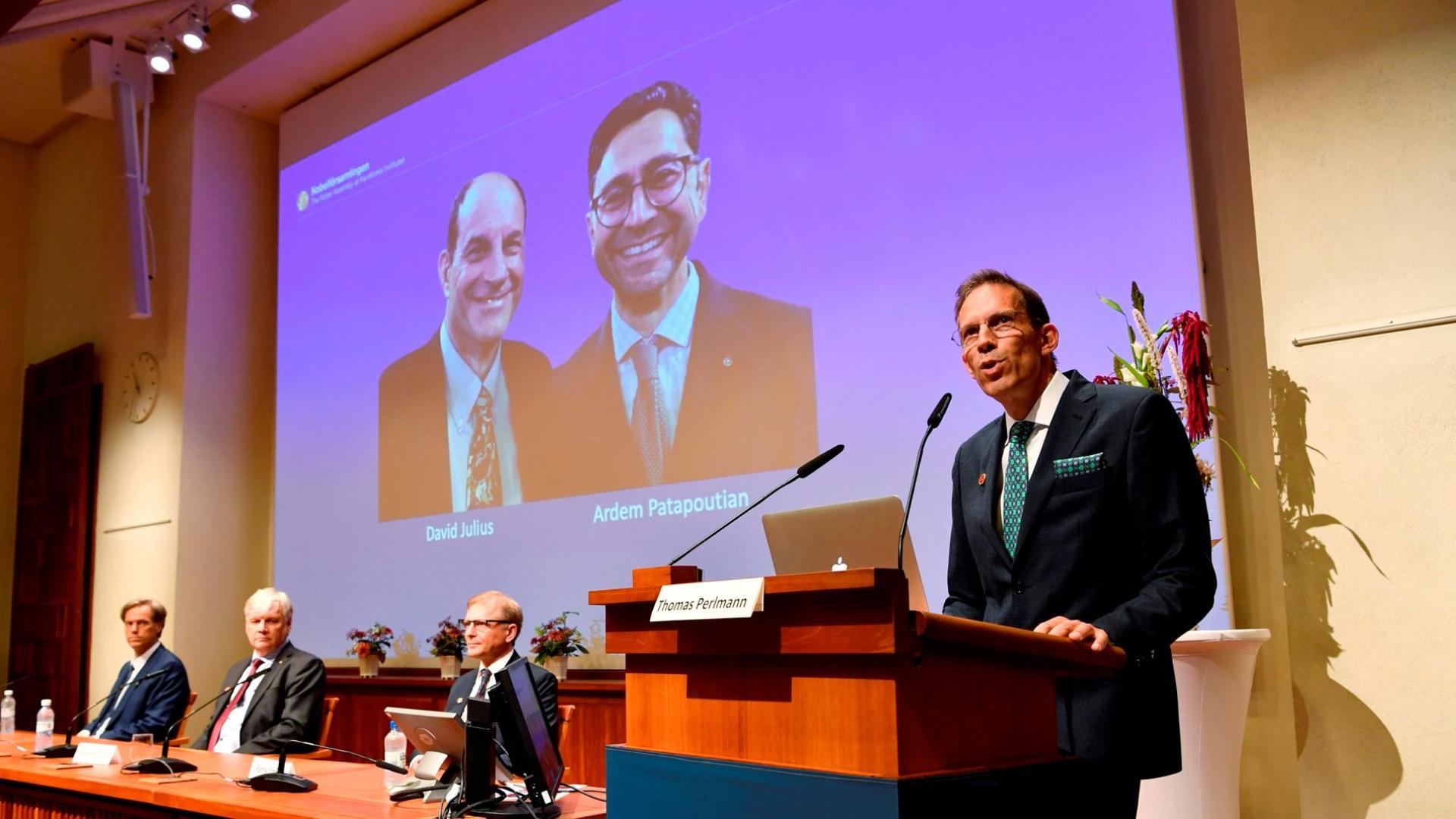Thomas Perlmann anuncia los ganadores del Premio Nobel de Medicina