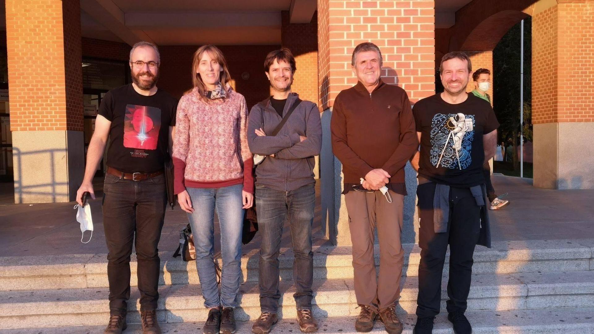 Los participantes navarros en la observación: Juanjo Iturregui, Birginia Hernandorena, Iñaki Ordóñez, Josep M. Bosch y Roberto García