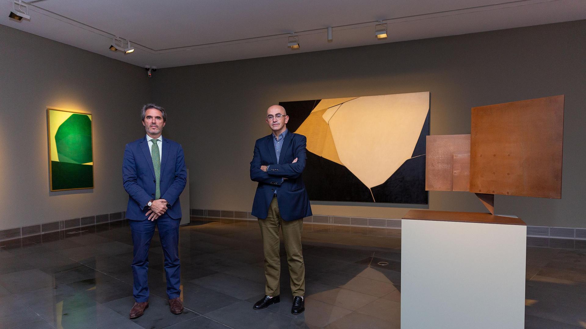 Jaime García del Barrio e Ignacio Miguéliz, en la presentación de En torno a María Josefa Huarte. Museo Univerisdad de Navarra