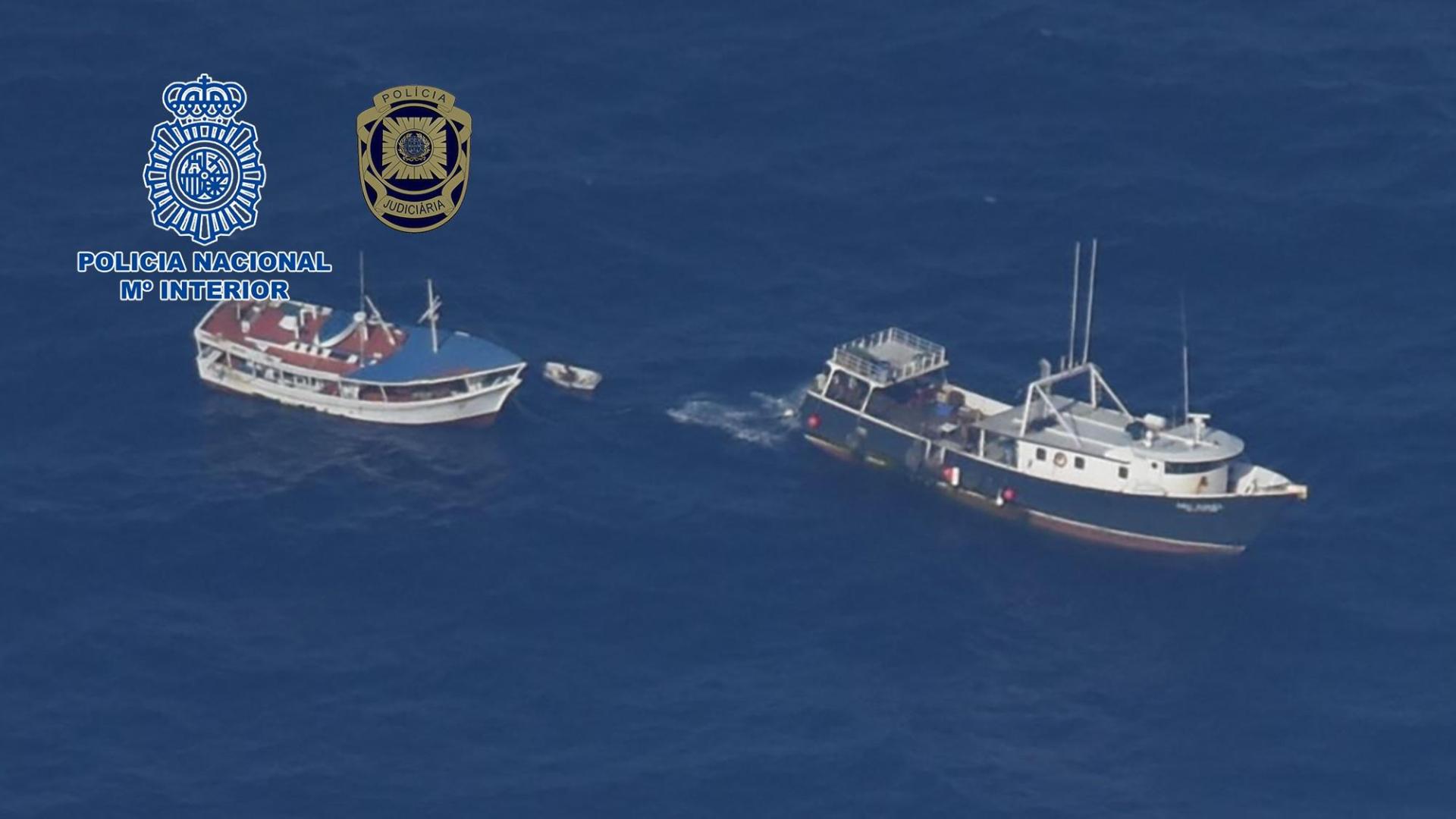 Agentes de Policía Nacional, durante la operación