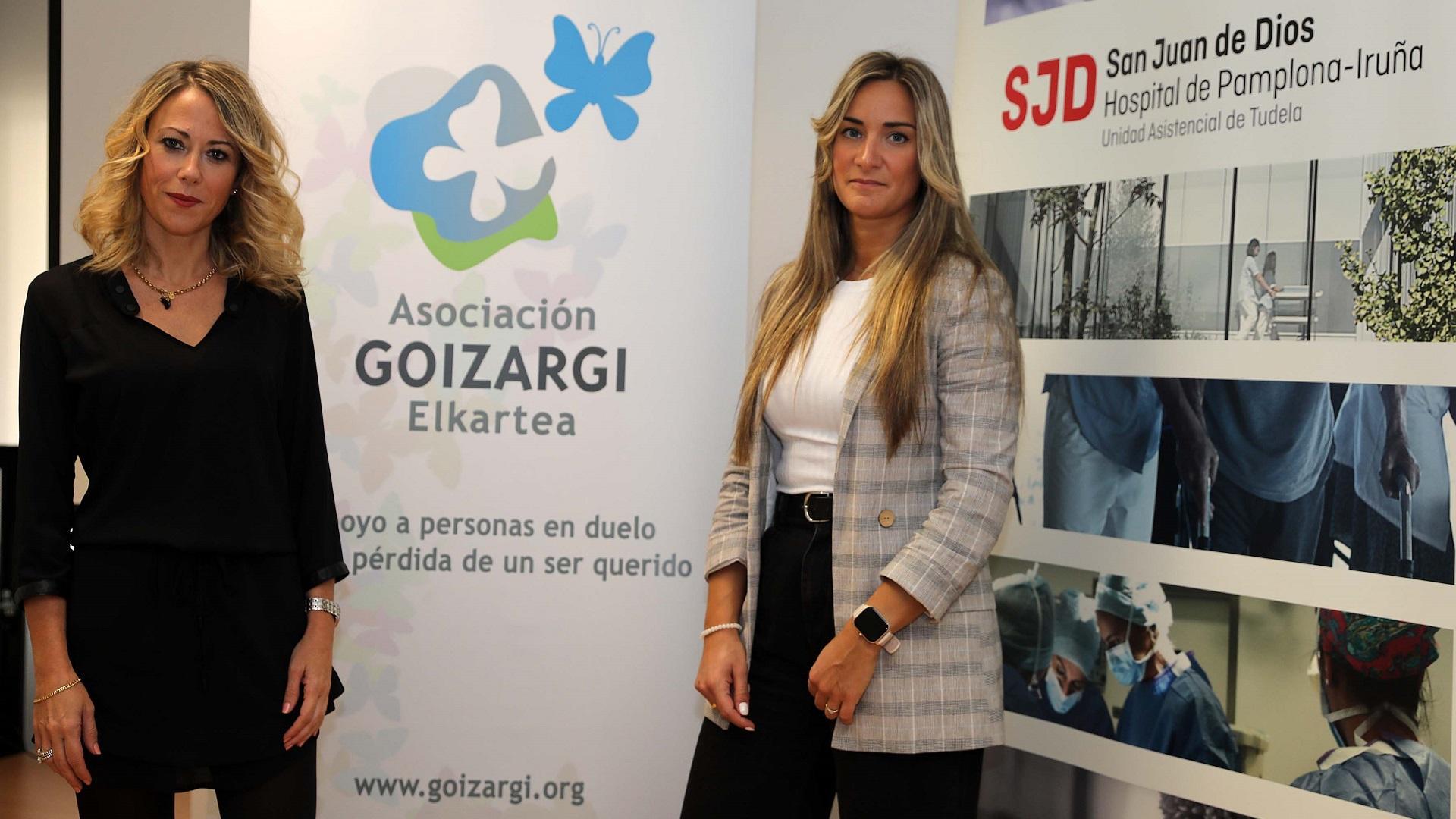 La directora de Goizargi, Rakel Mateo (izda.), y la psicóloga sanitaria del Hospital San Juan de Dios, Paula Jiménez, en la presentación de la VIII Jornada sobre el Duelo