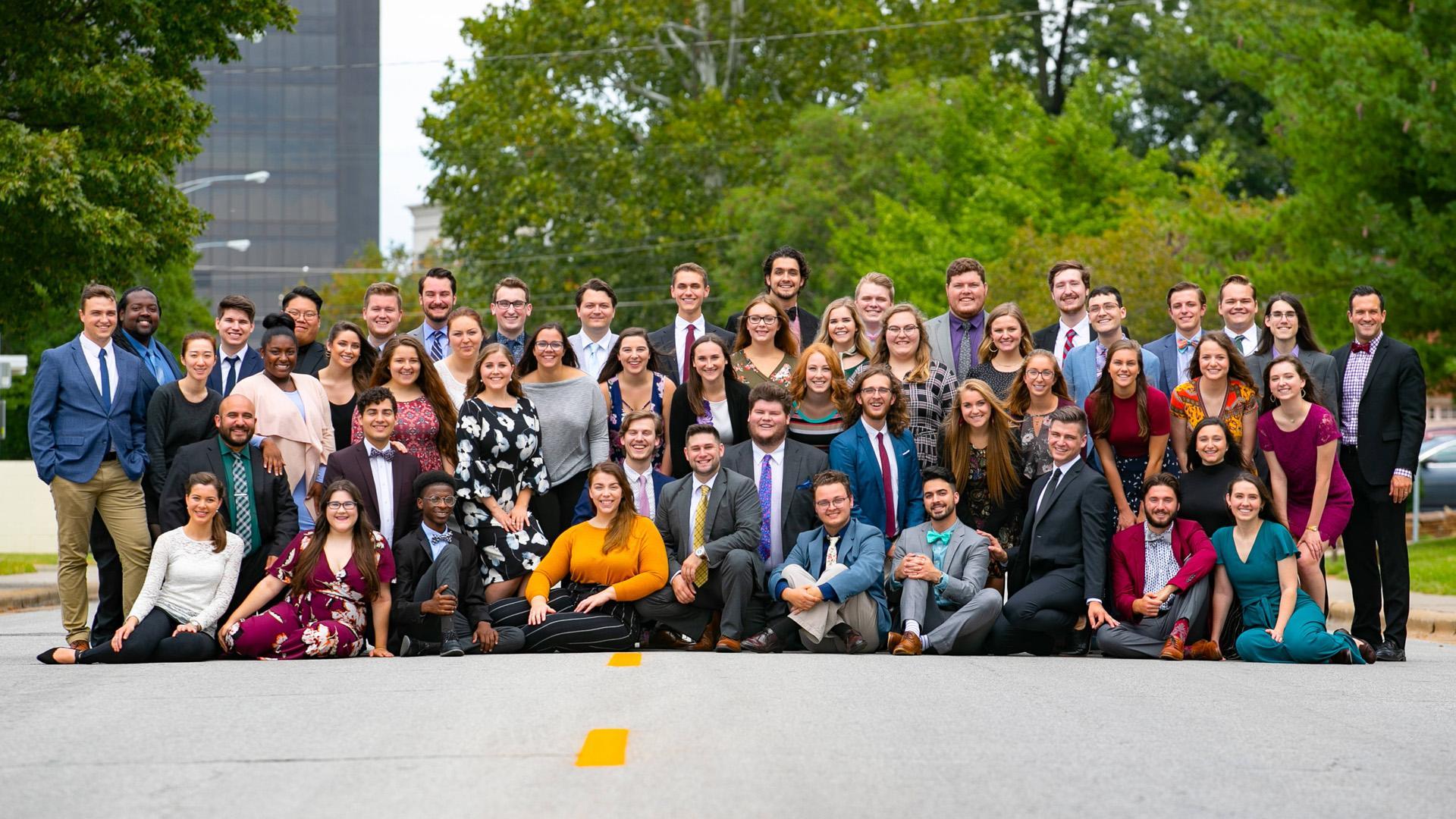 Miembros del coro Missouri State University que participan en el Ciclo Coral Internacional y ofrecerán conciertos en Los Arcos, Tafalla y Estella