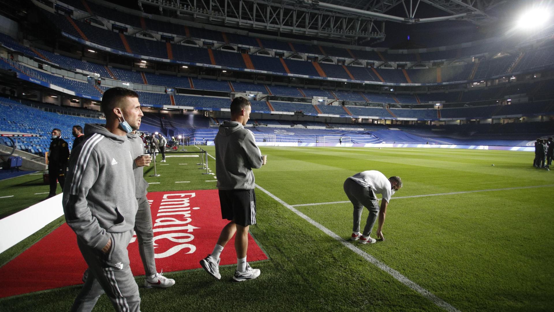 Los jugadores de Osasuna, a su llegada al Santiago Bernabéu