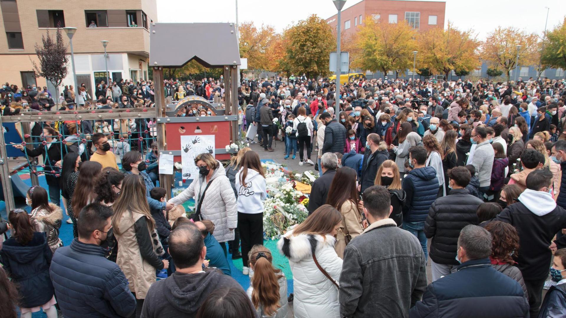 Concentración en Lardero en repulsa por el asesinato