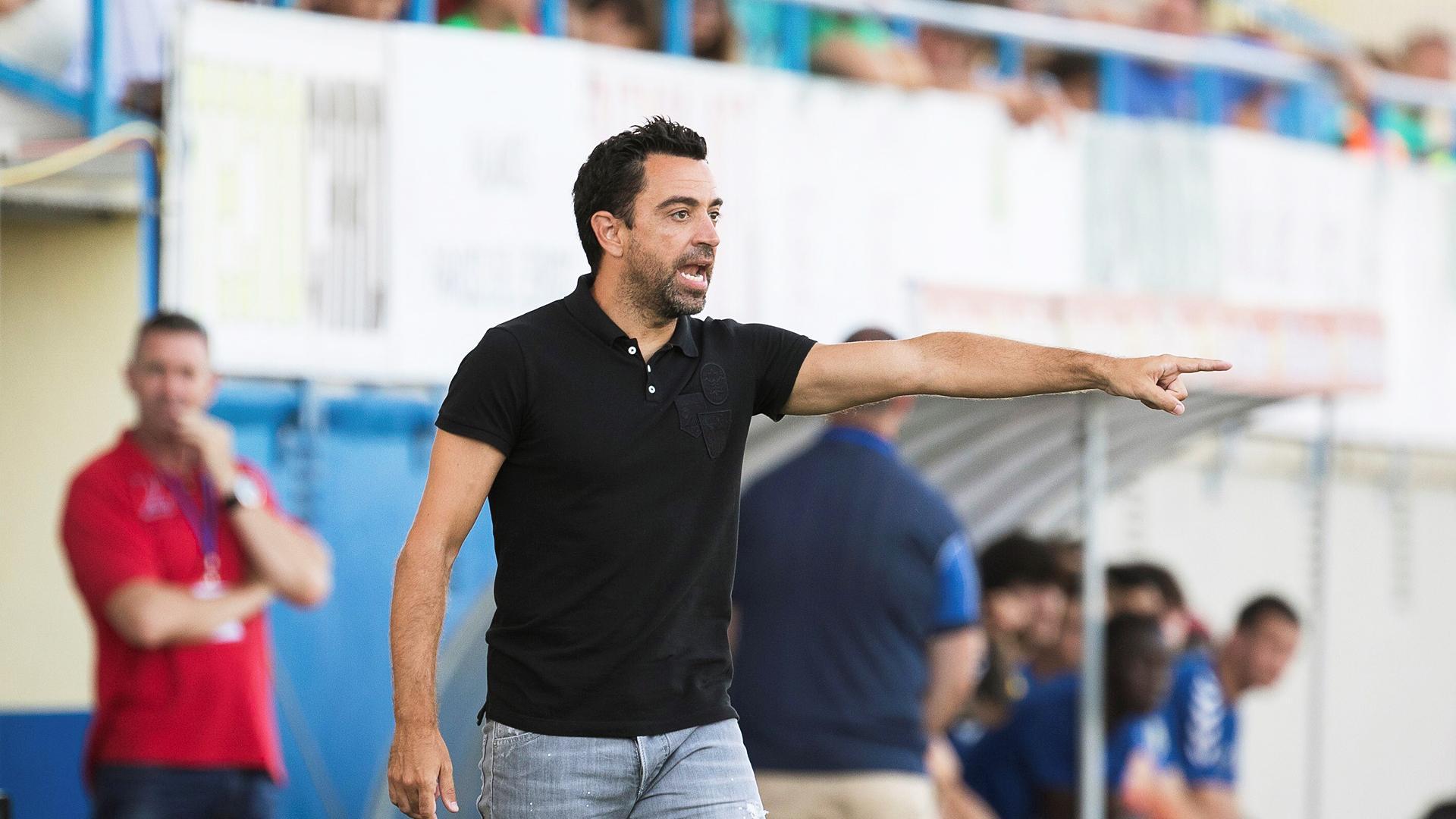Xavi Hernández dirige un encuentro del Al Sadd