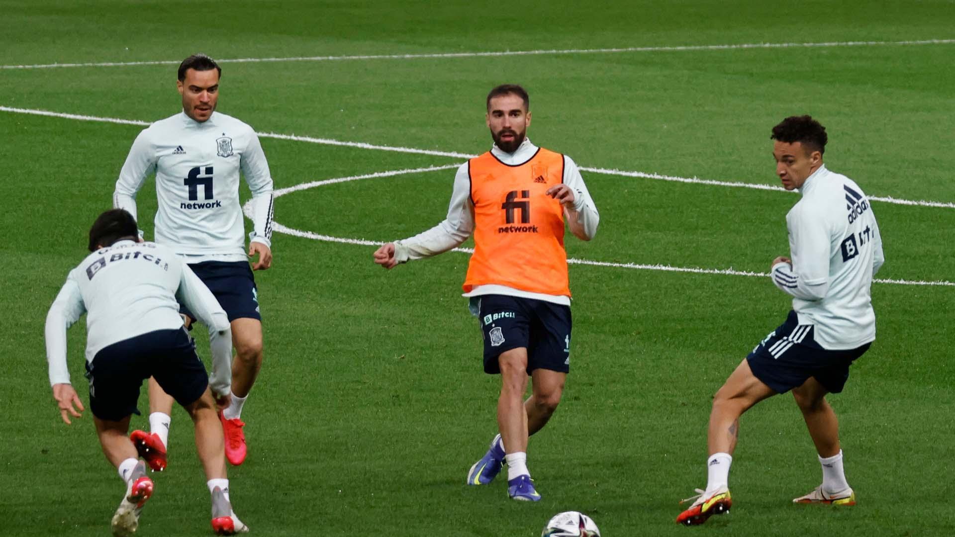 La selección, en una sesión de entrenamiento en Grecia