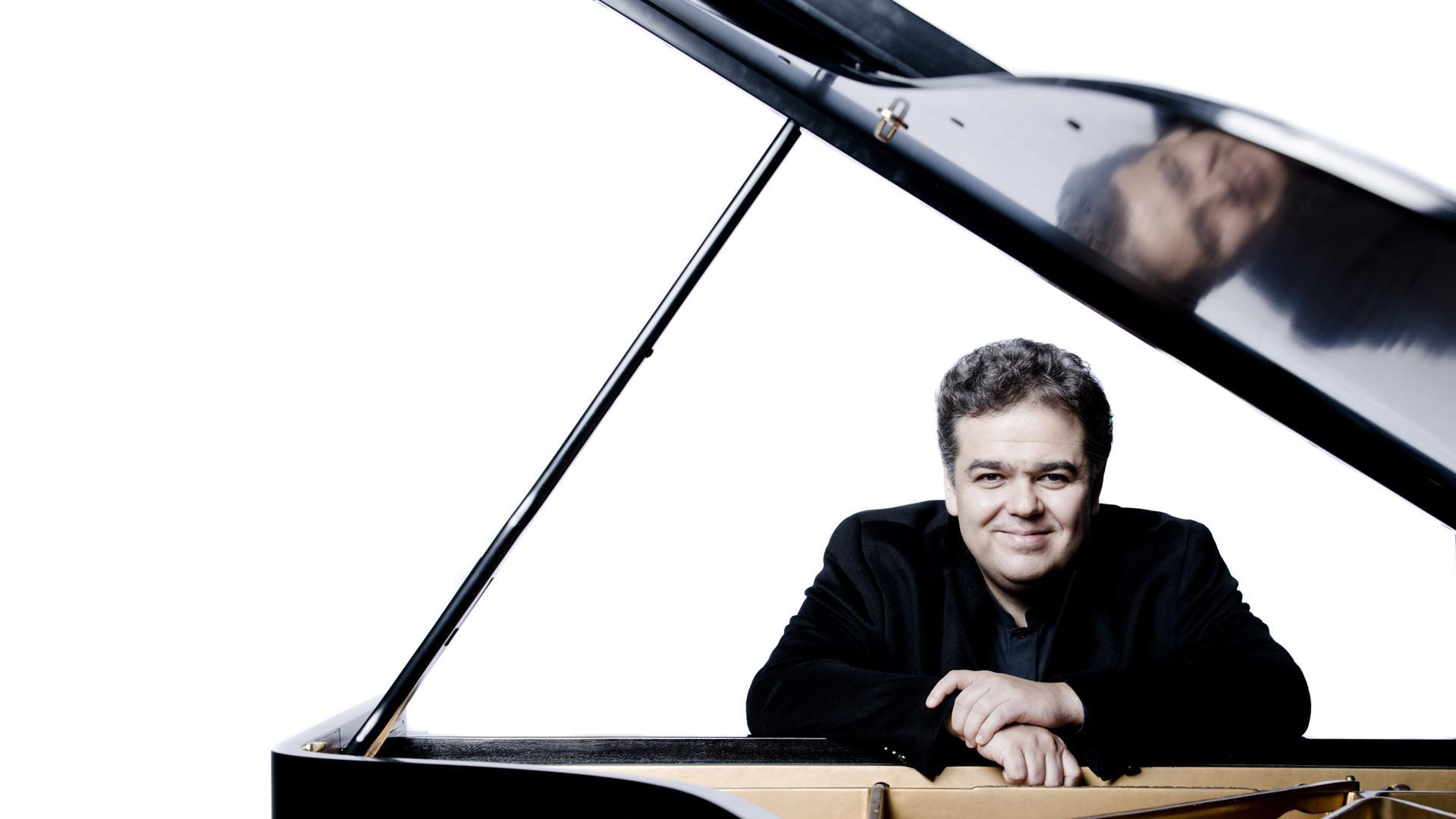 El pianista ruso Arcadi Volodos
