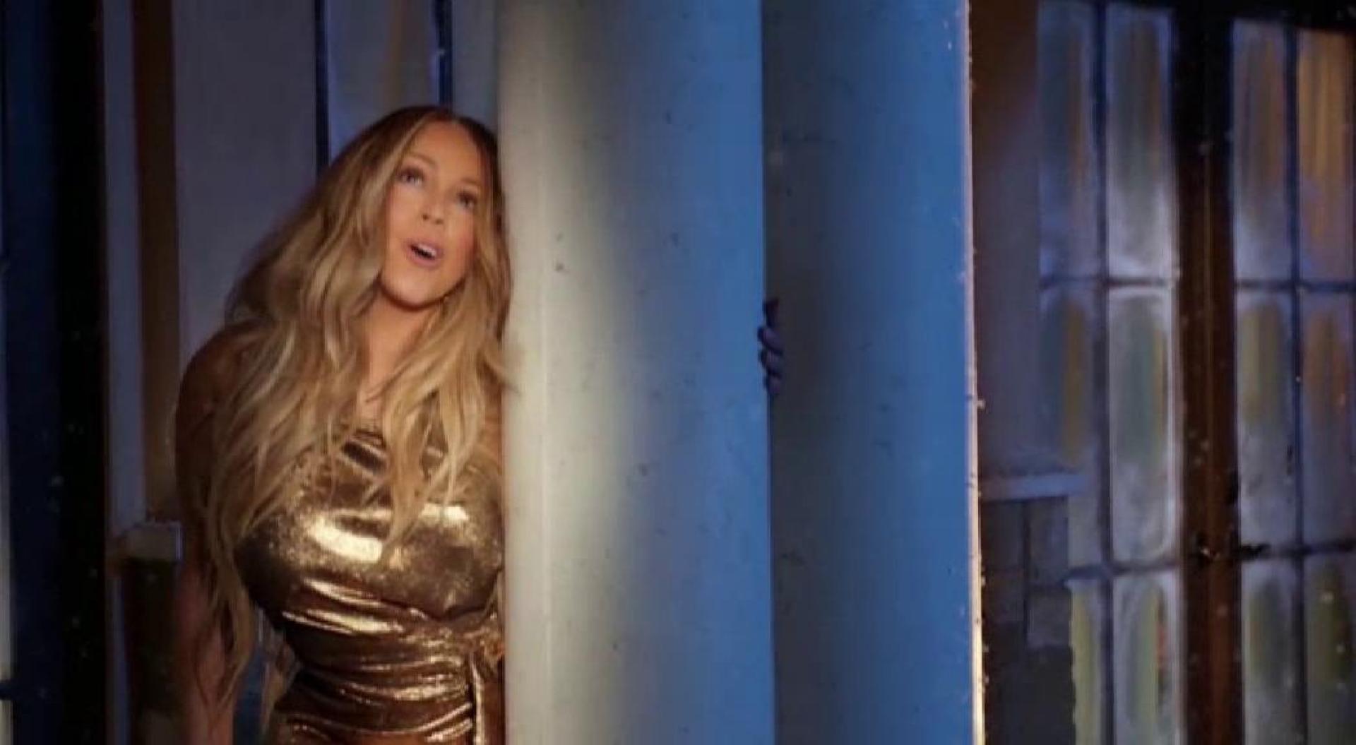 Mariah Carey presenta su nuevo villancico
